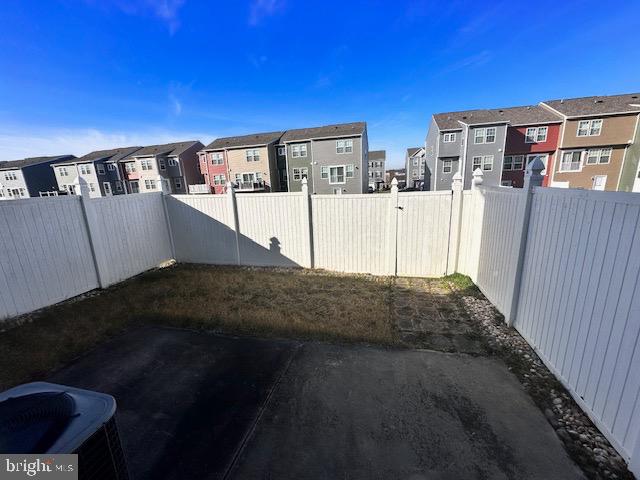 BRIAR RUN - Residential Lease