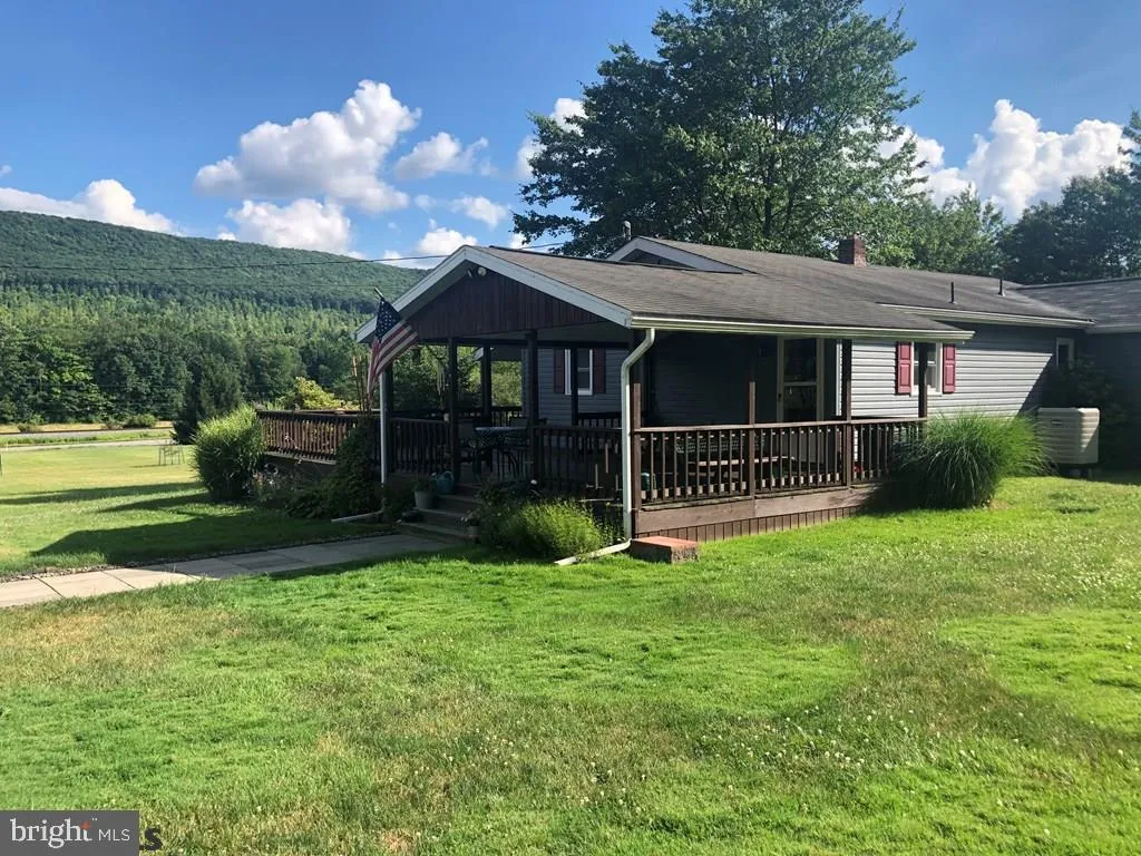 3922 Eagle Valley Road S, Julian, PA 16884