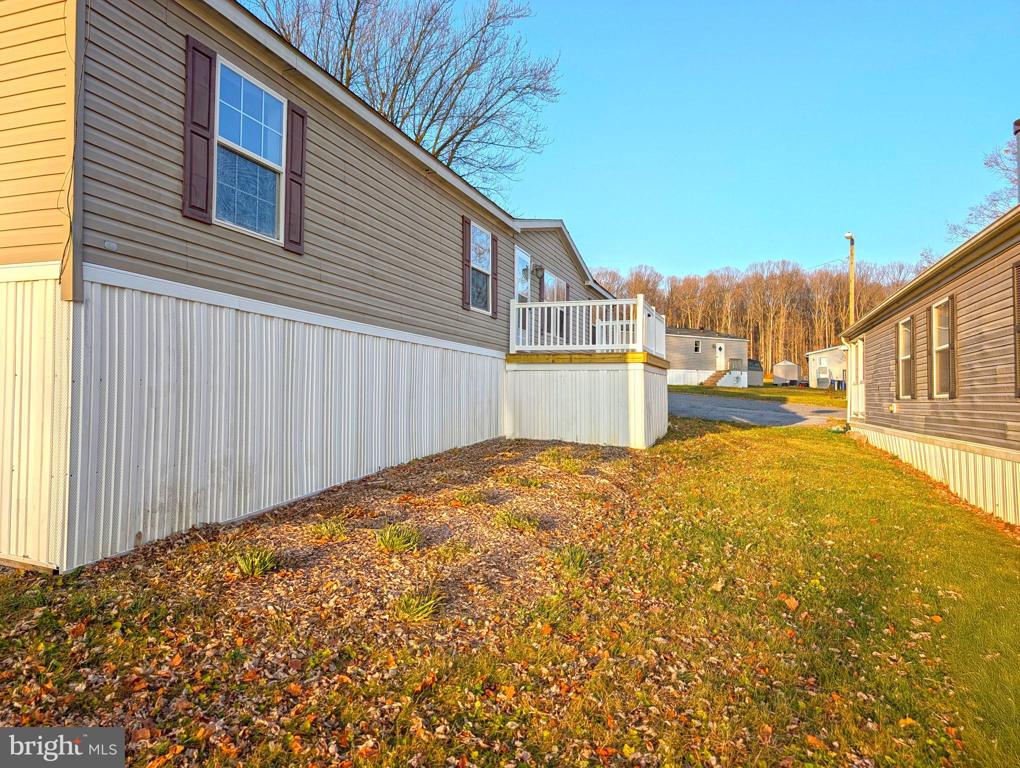 HIDE-AWAY MHP - Residential