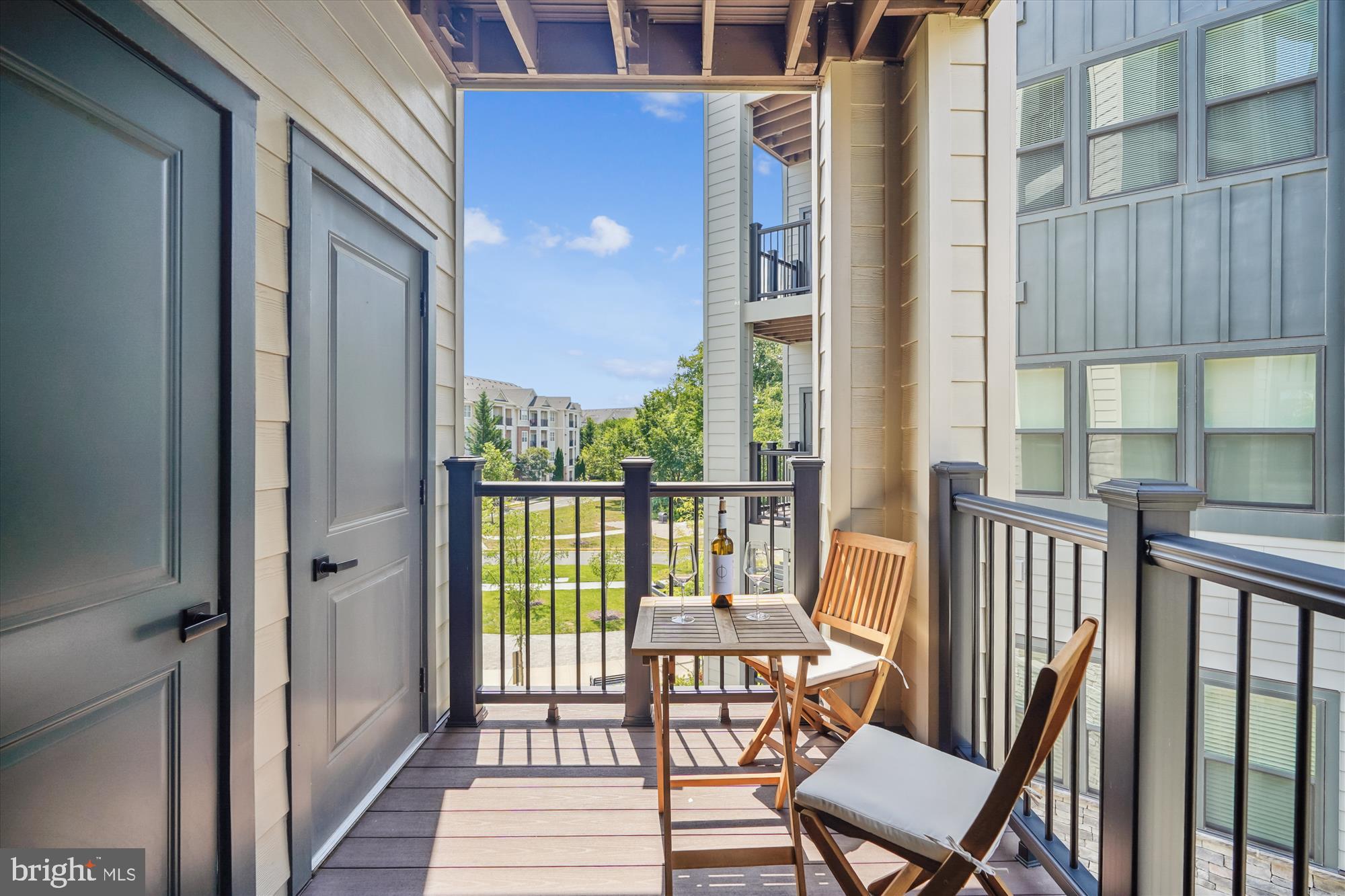 WOODLAND PARK STATION - Residential