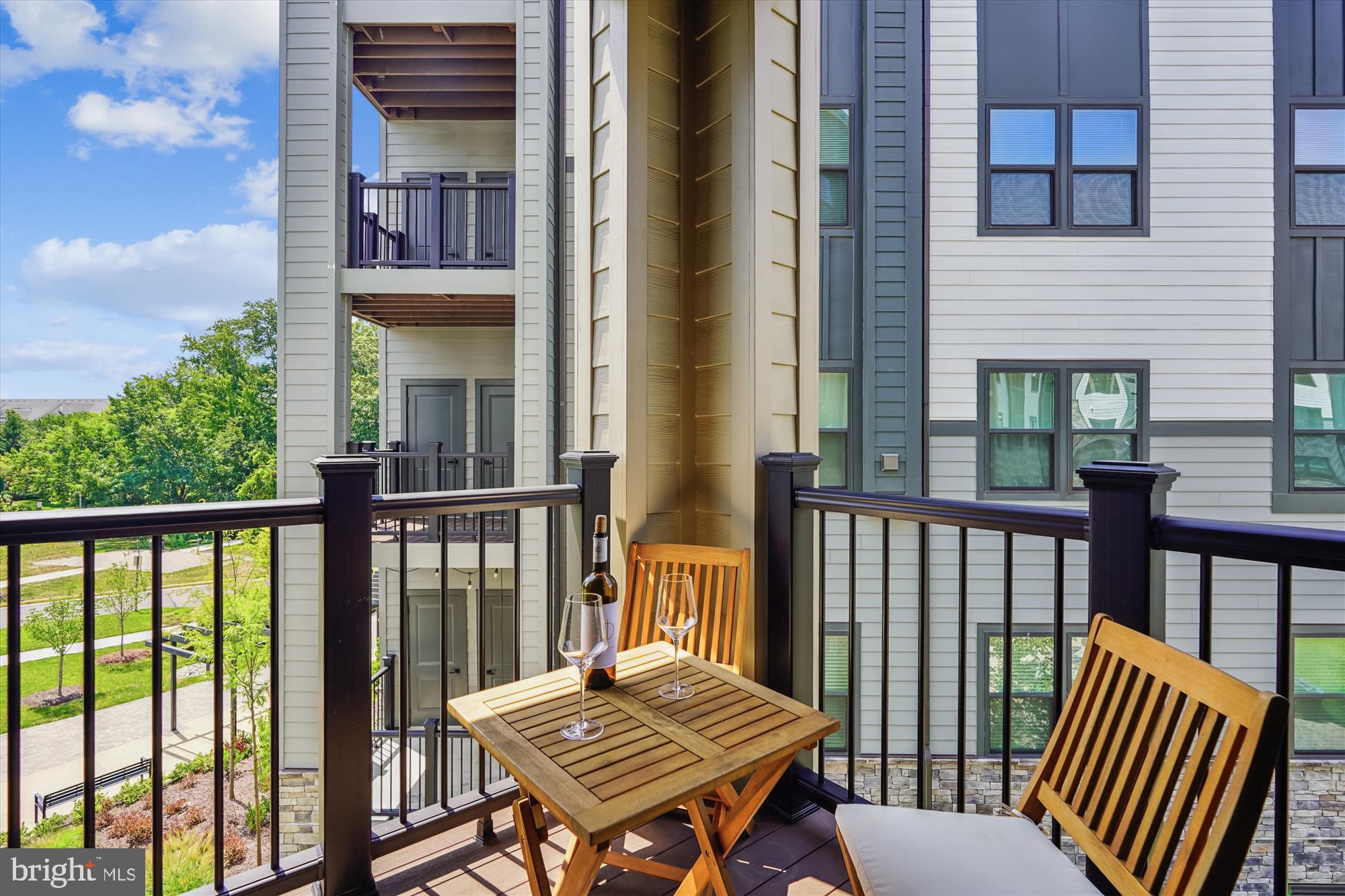 WOODLAND PARK STATION - Residential