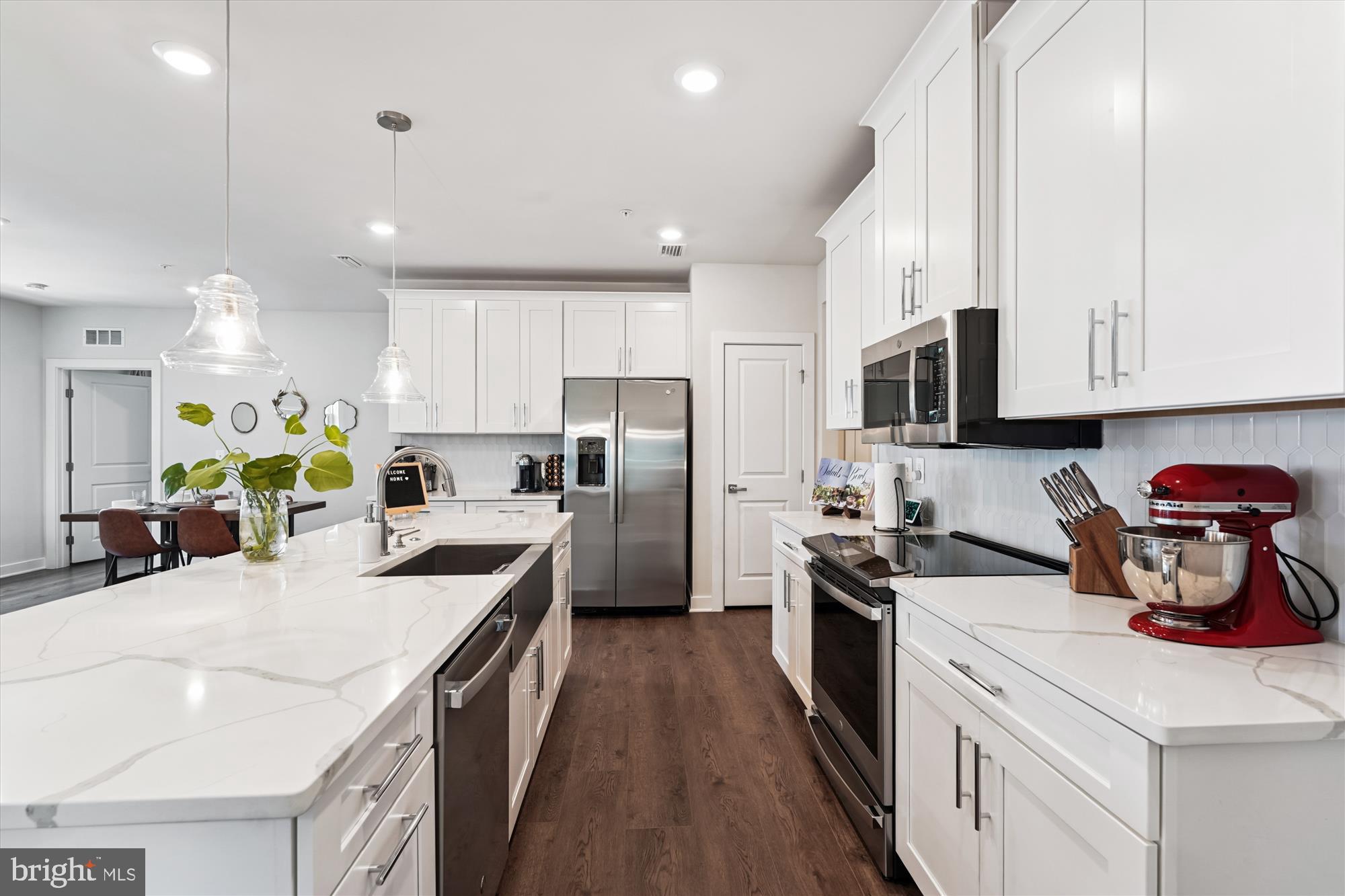 WOODLAND PARK STATION - Residential