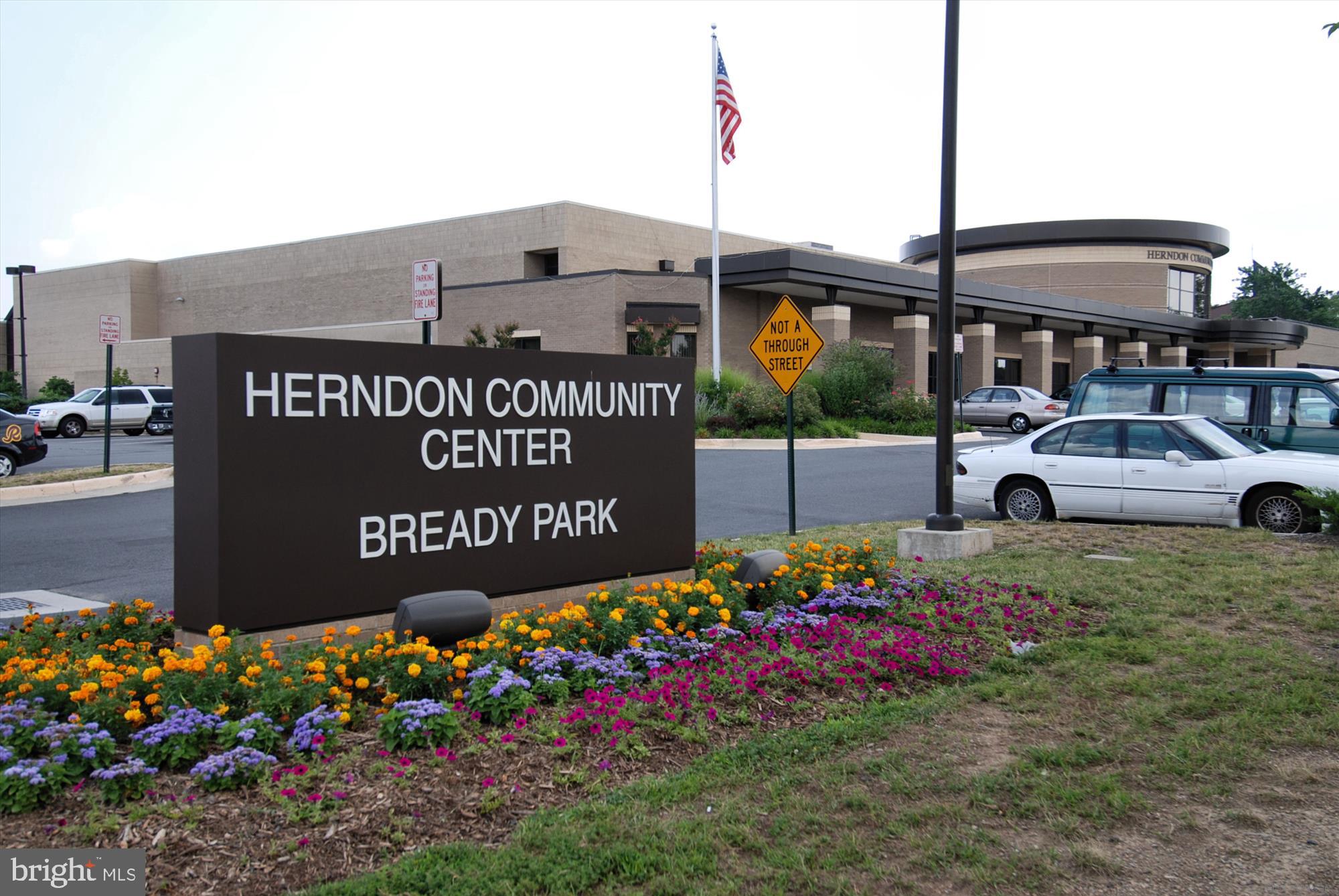 WOODLAND PARK STATION - Residential