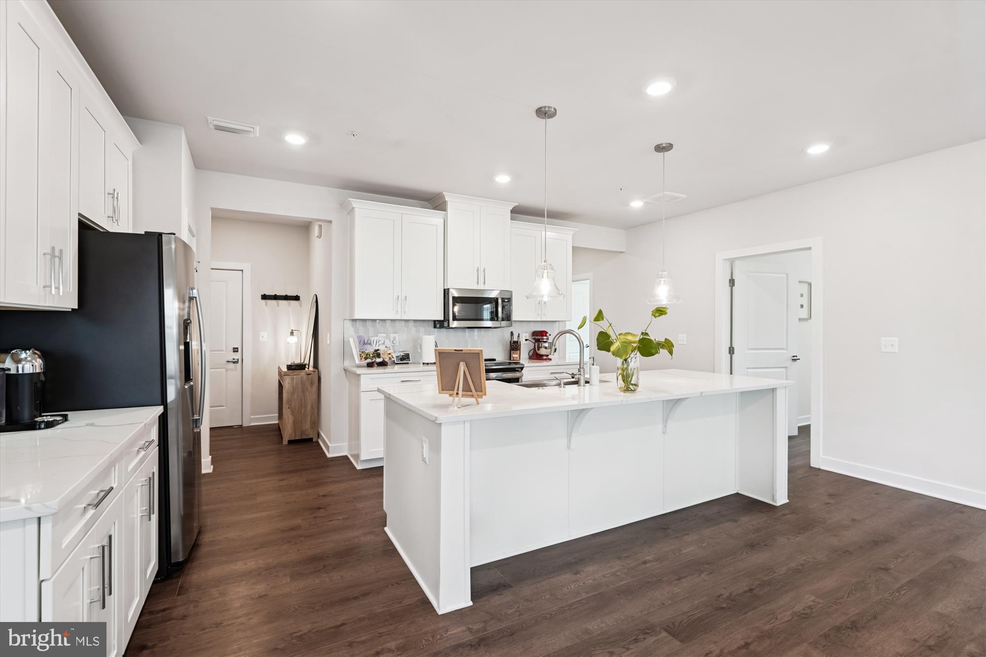 WOODLAND PARK STATION - Residential