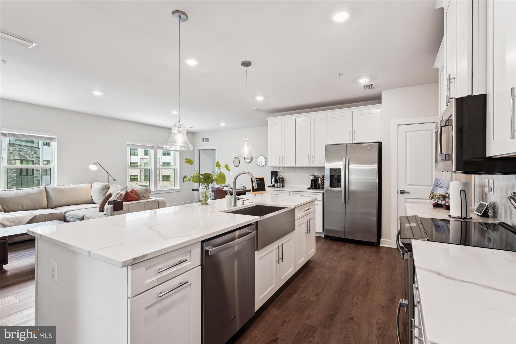 WOODLAND PARK STATION - Residential