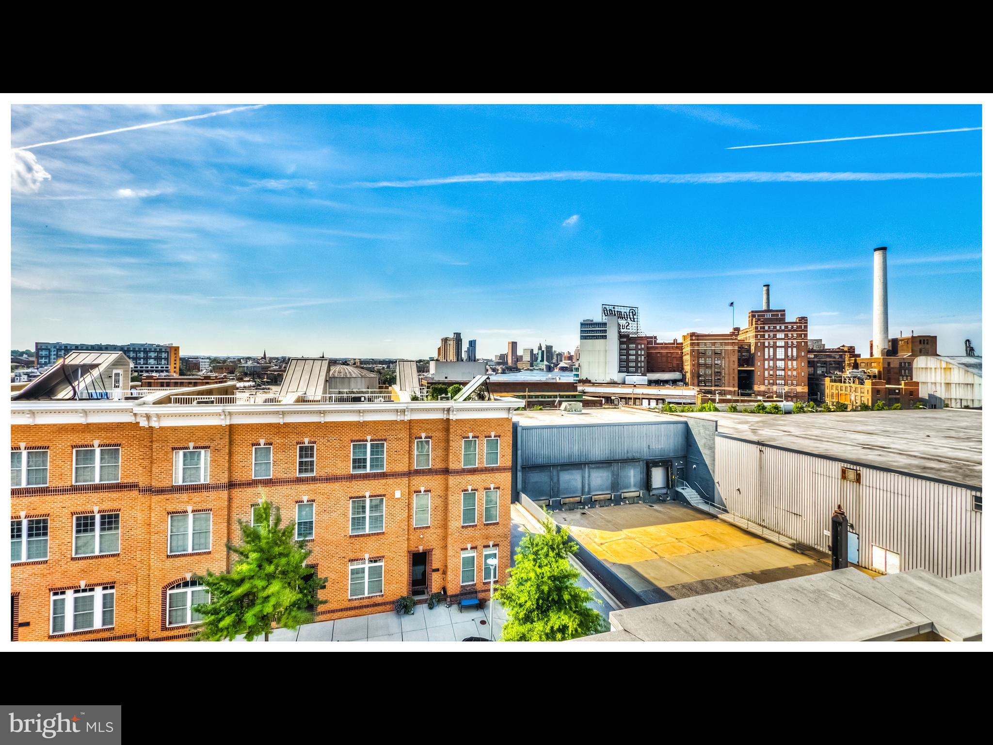 LOCUST POINT - Residential