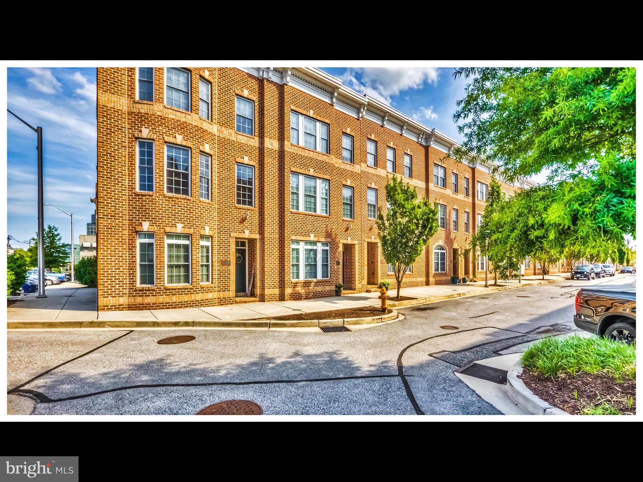 LOCUST POINT - Residential