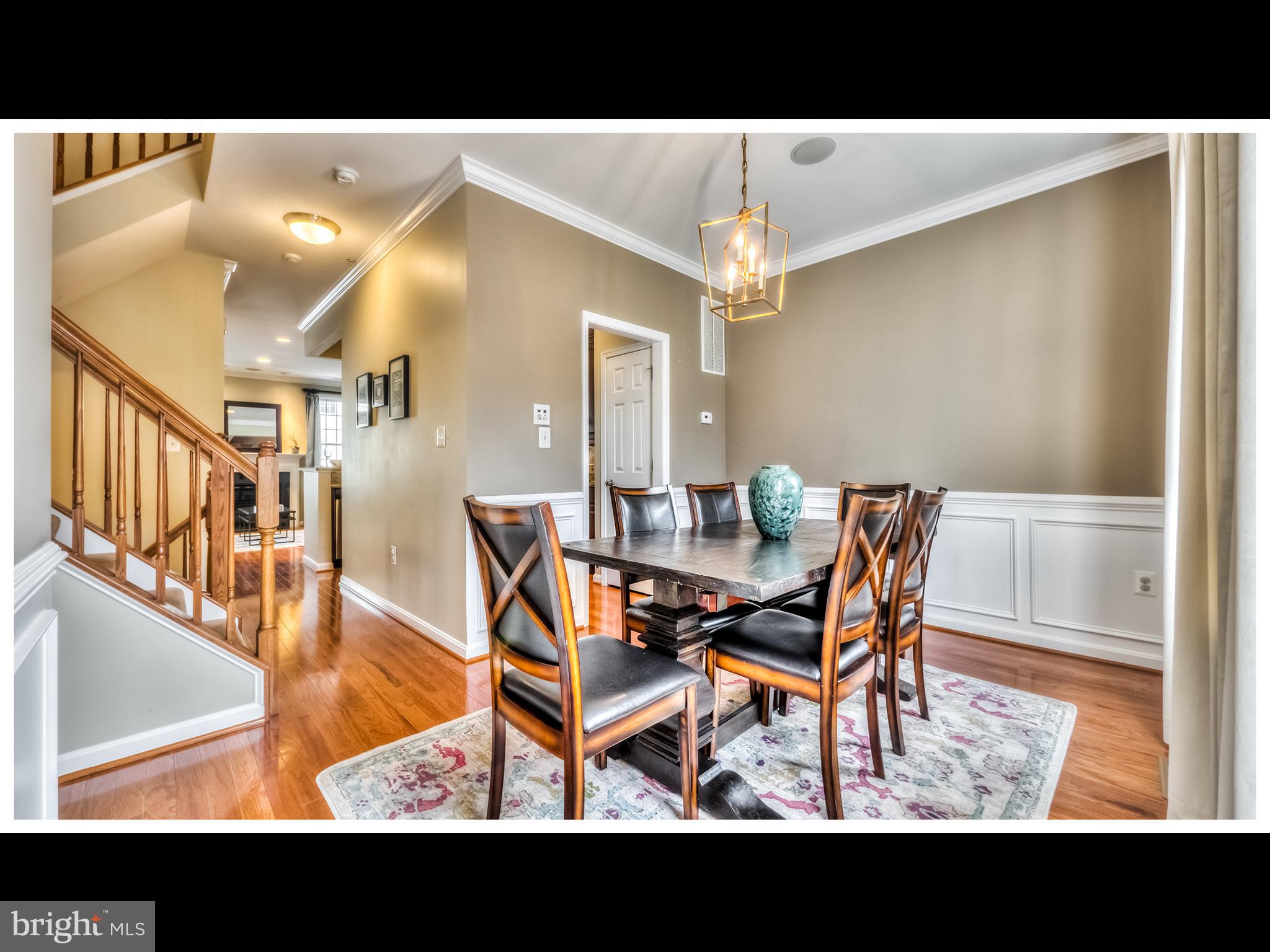 LOCUST POINT - Residential