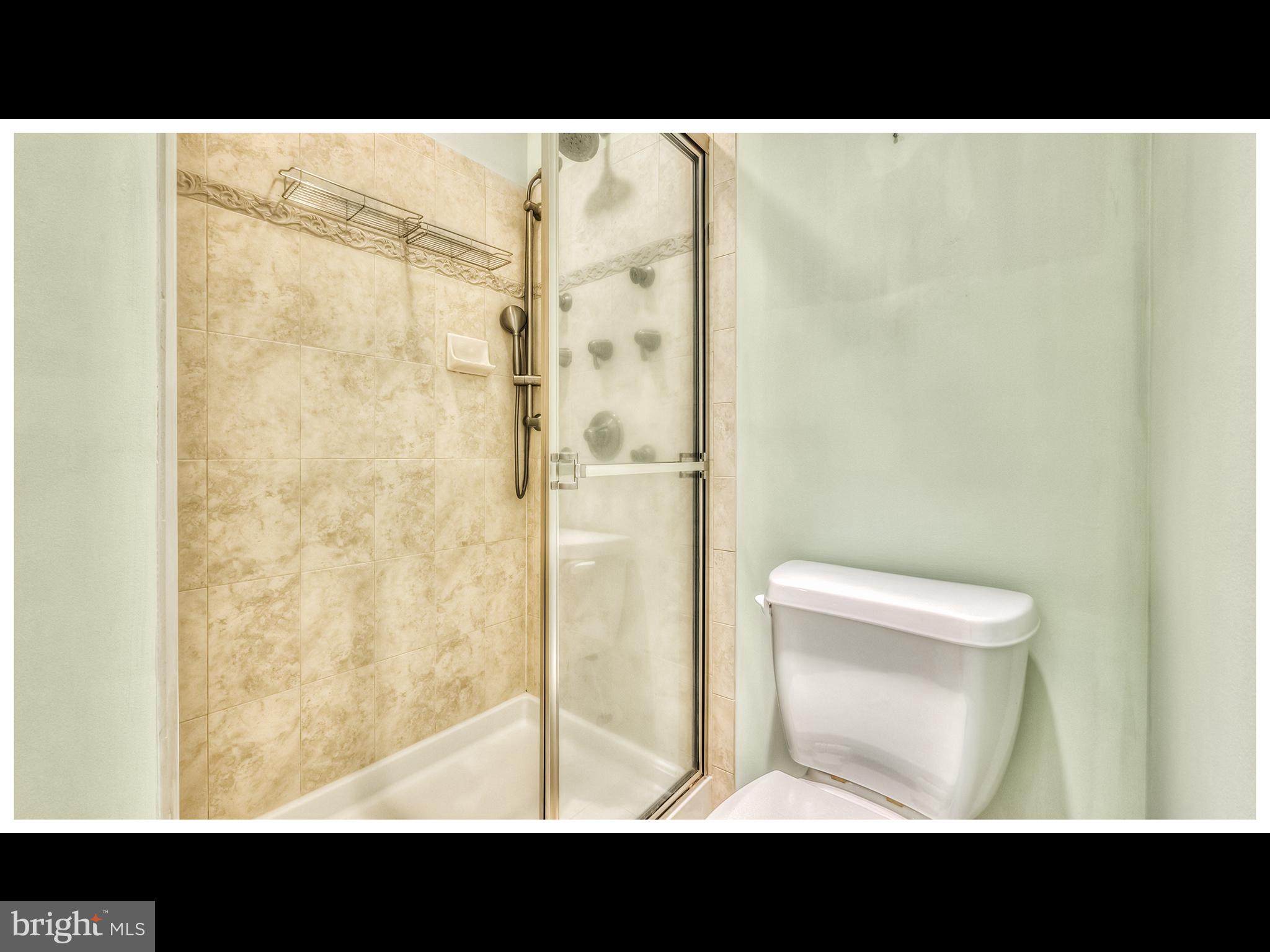 LOCUST POINT - Residential