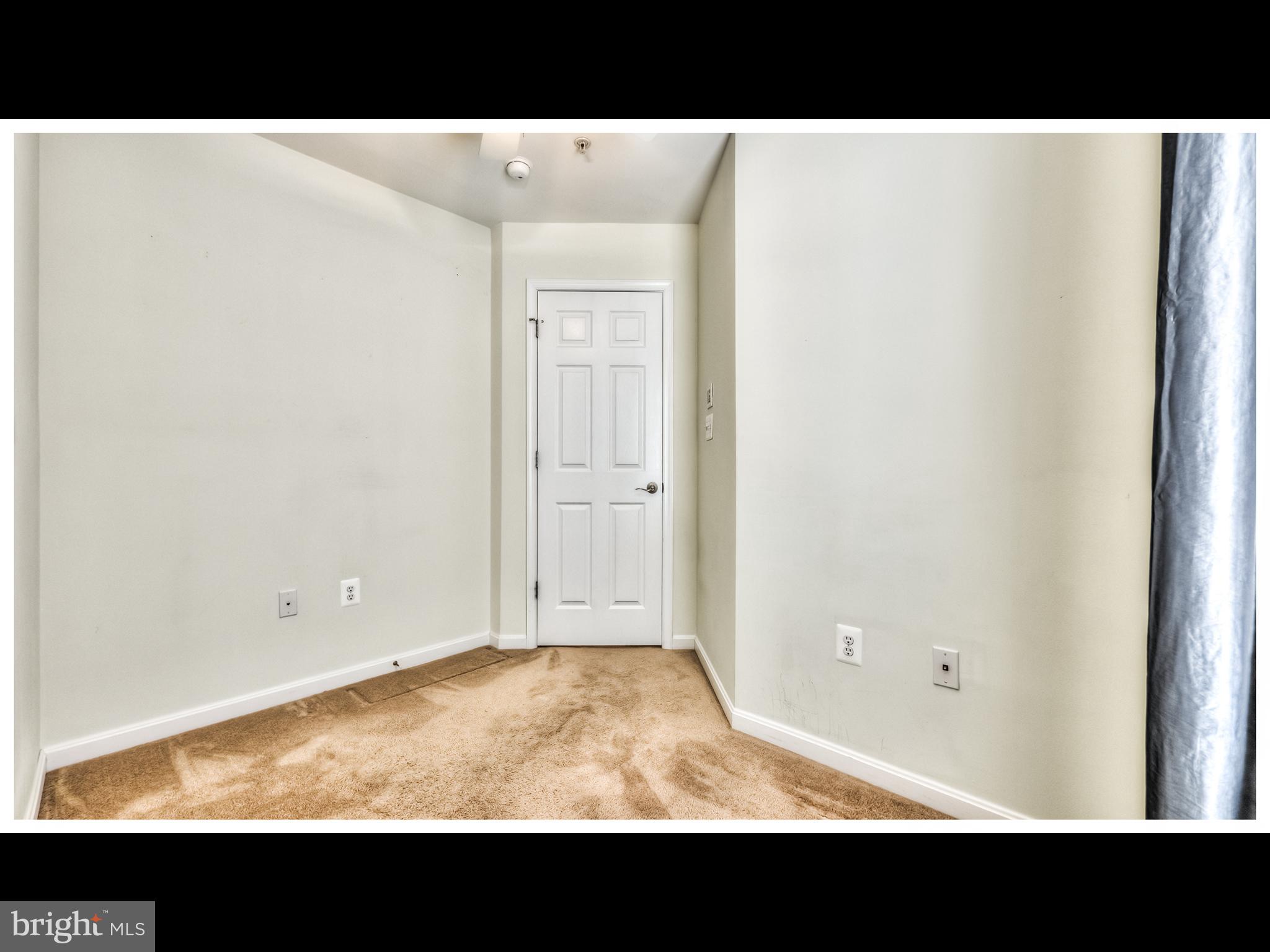 LOCUST POINT - Residential