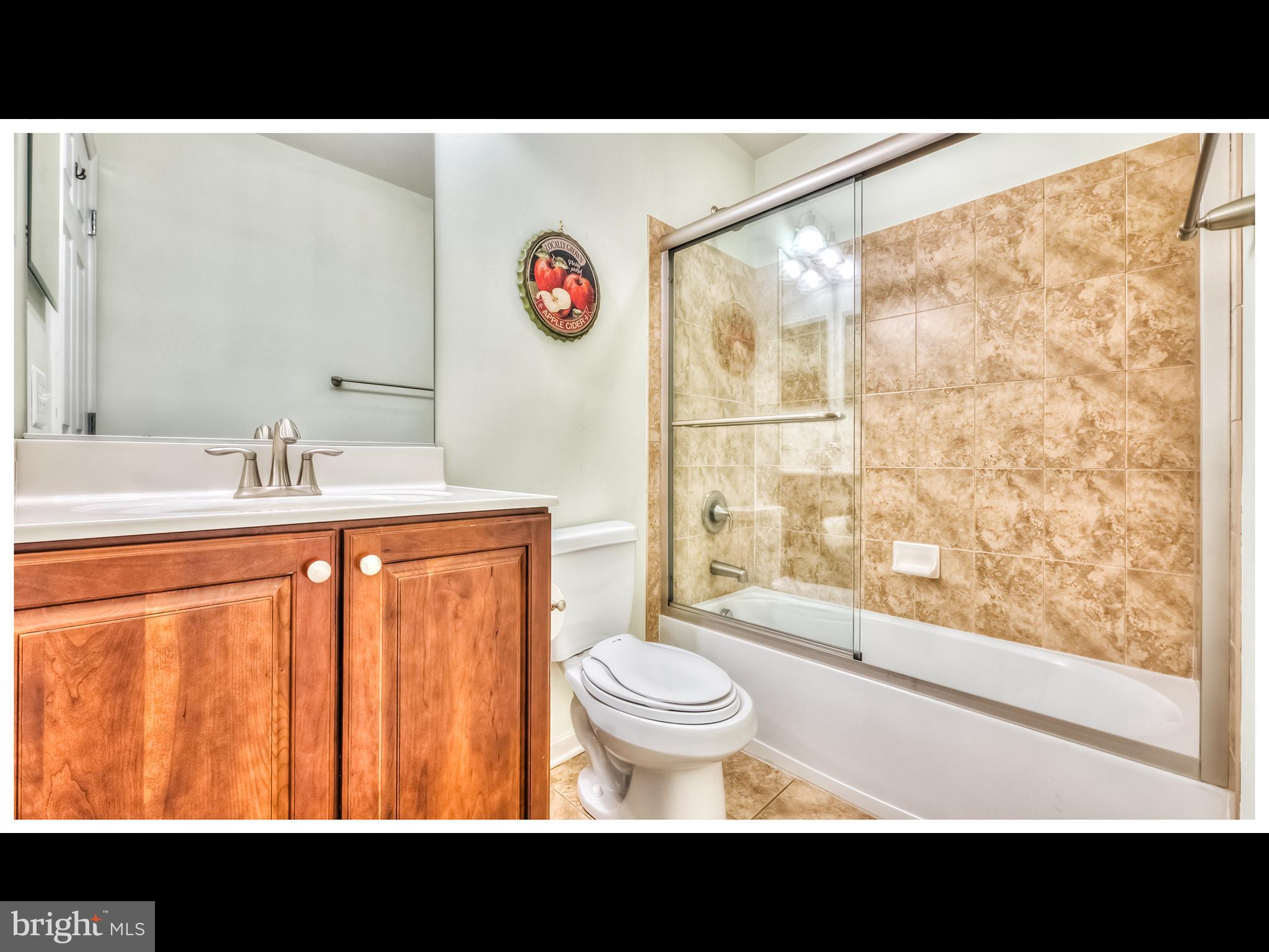 LOCUST POINT - Residential