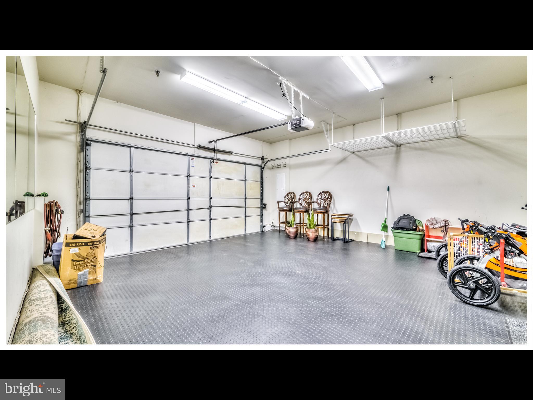 LOCUST POINT - Residential