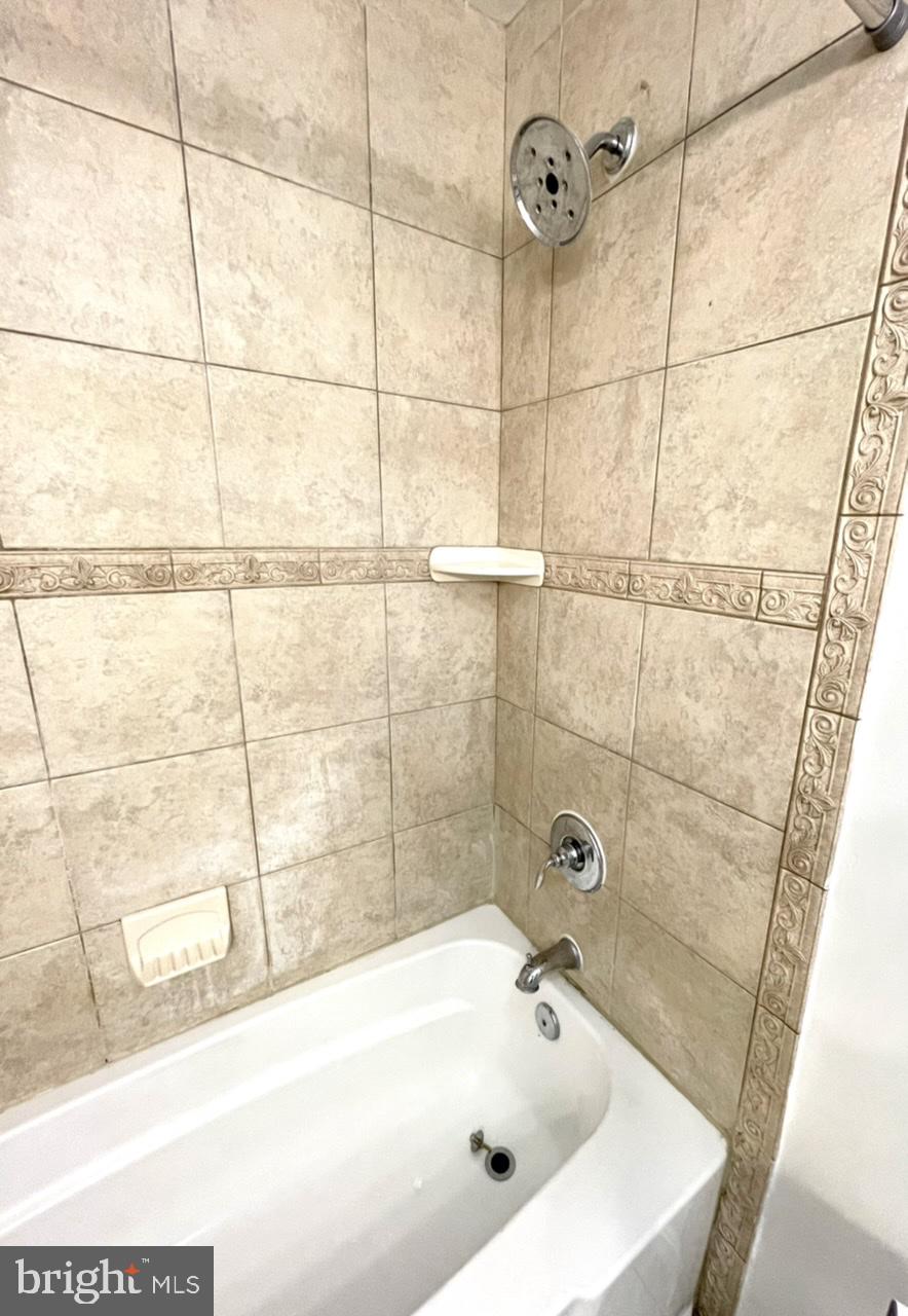 DRUID HILL PARK - Residential Lease