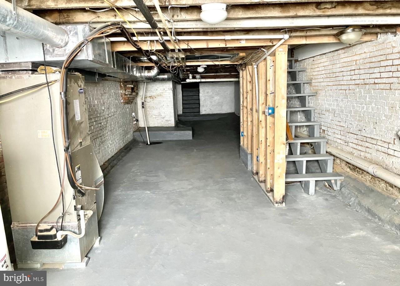 DRUID HILL PARK - Residential Lease