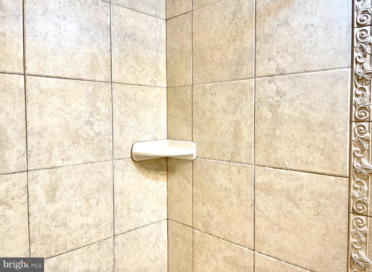 DRUID HILL PARK - Residential Lease