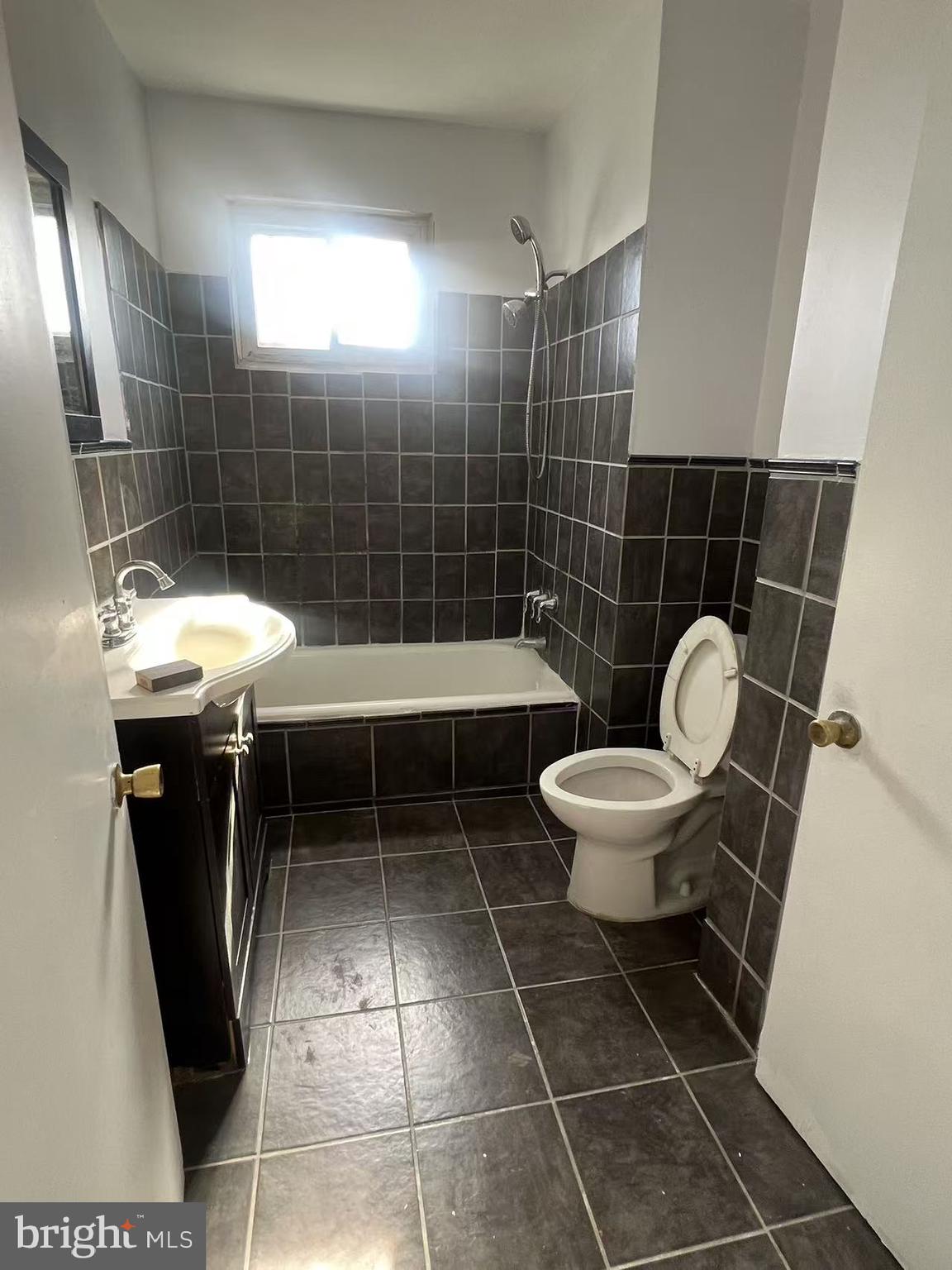 HOLMESBURG - Residential