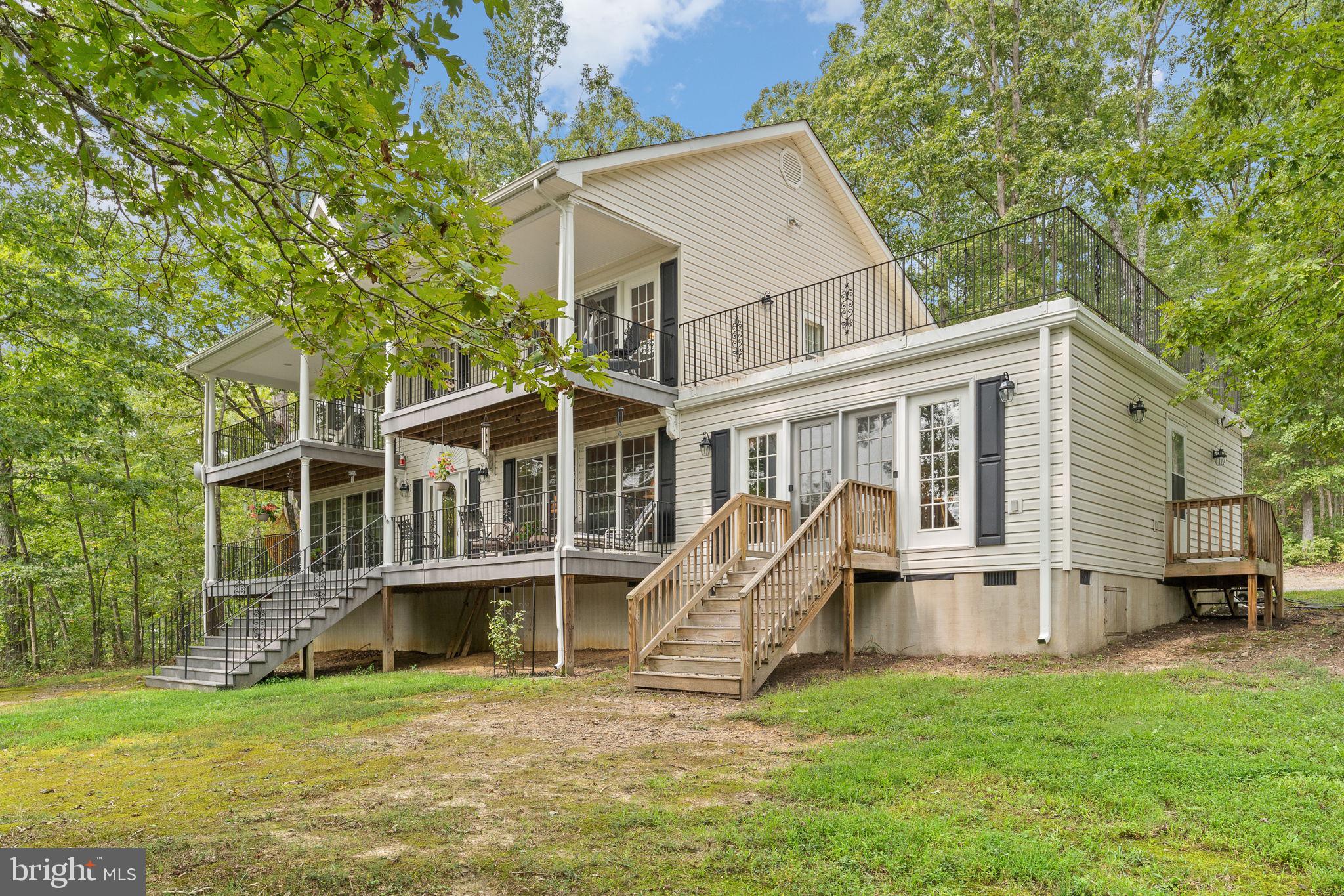 WESWOOD LAKE ESTATES - Residential