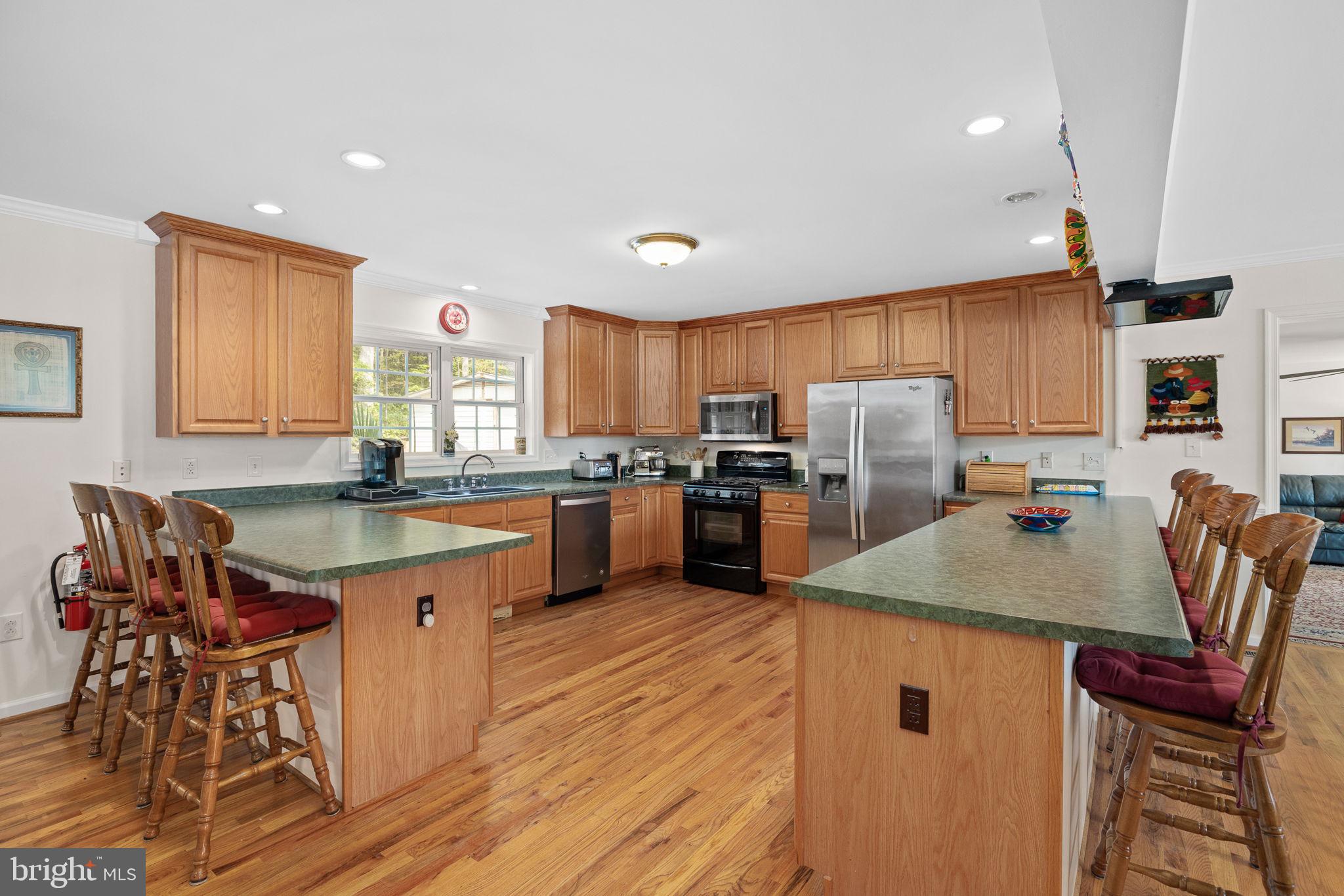 WESWOOD LAKE ESTATES - Residential