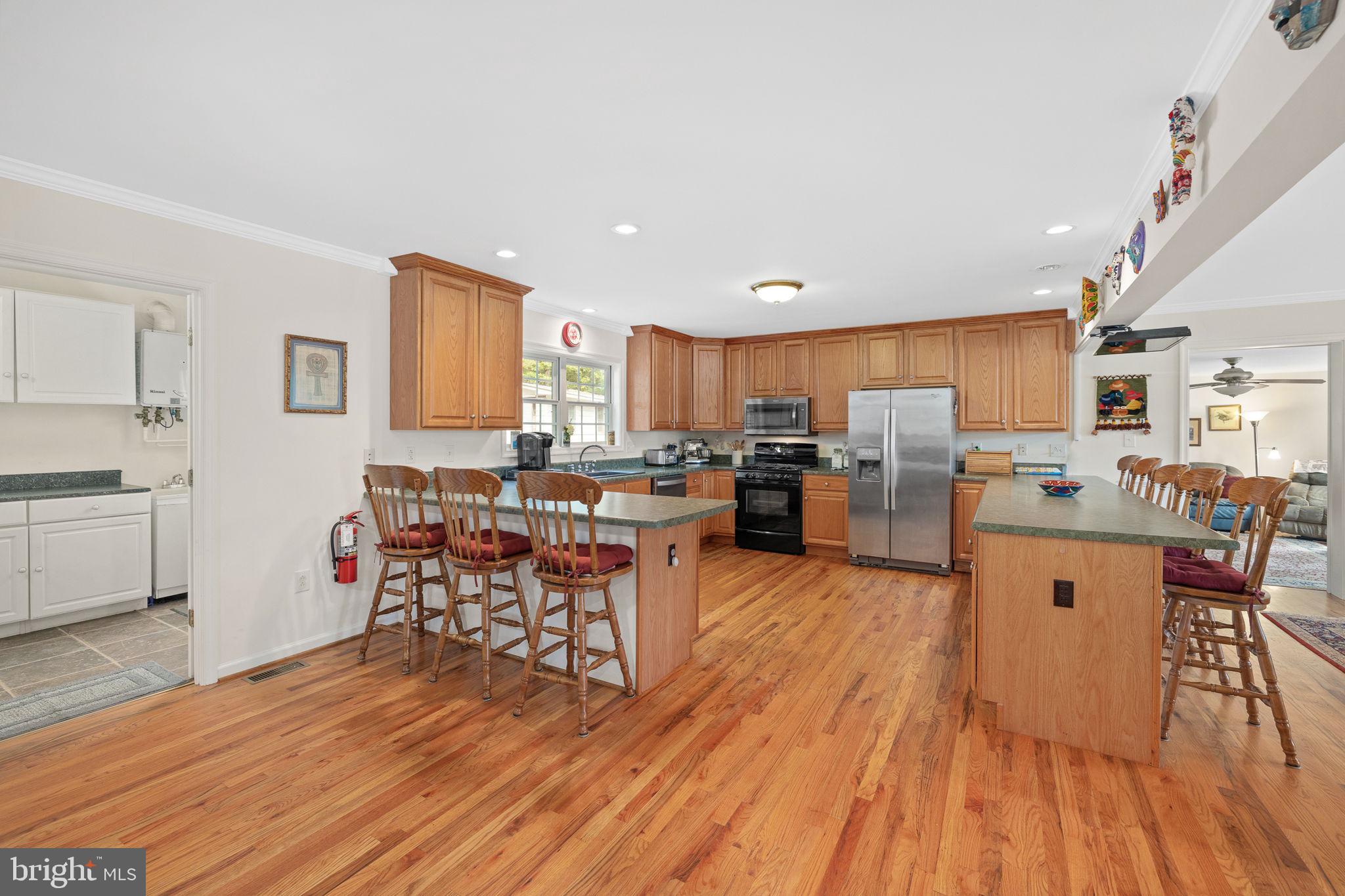 WESWOOD LAKE ESTATES - Residential