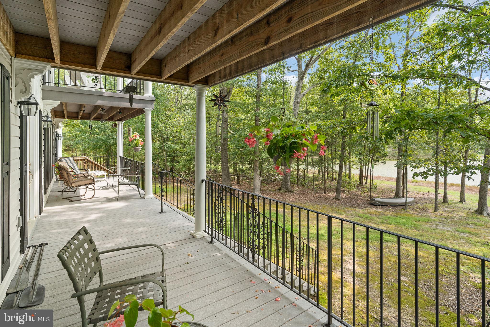 WESWOOD LAKE ESTATES - Residential