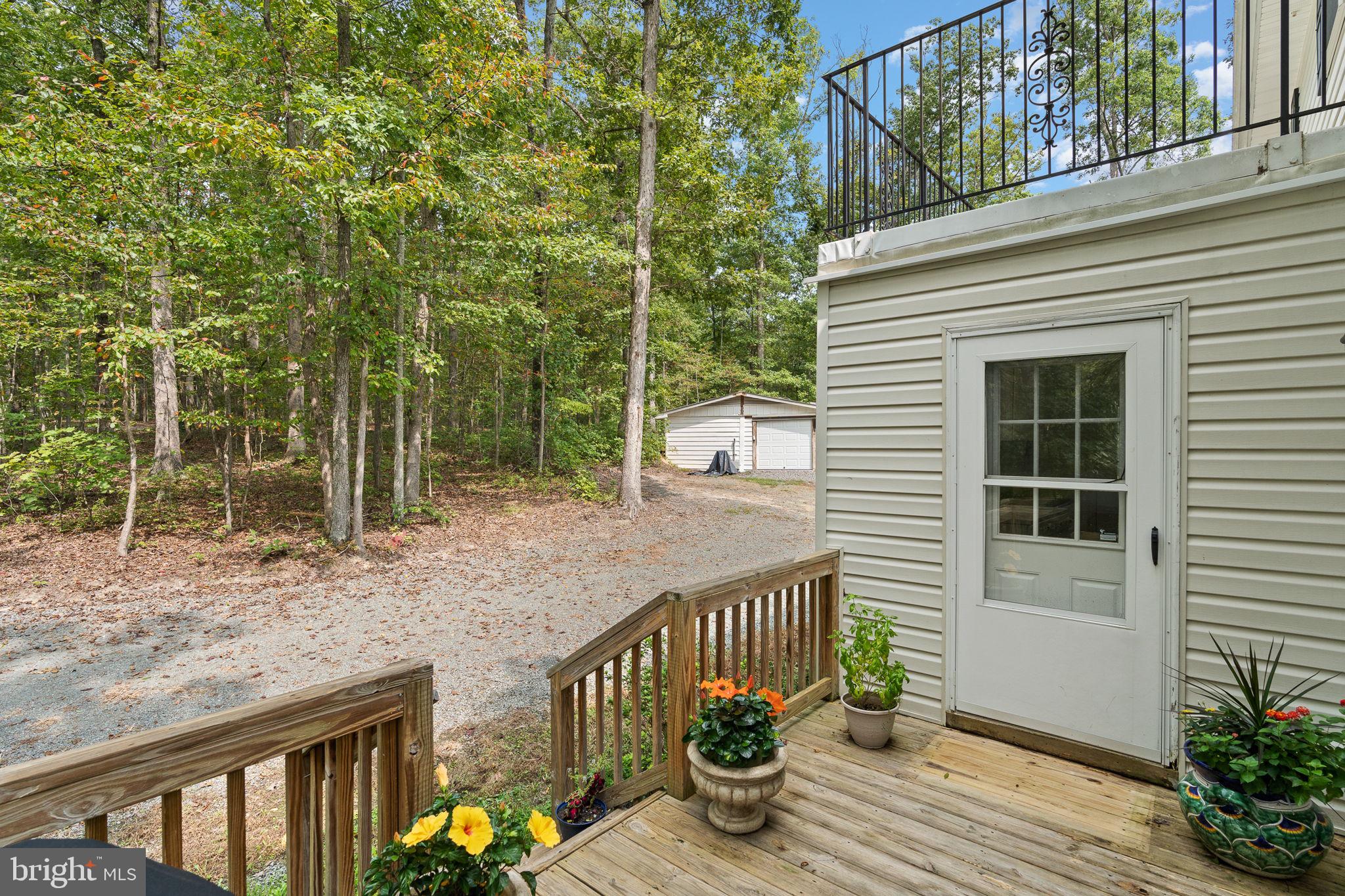 WESWOOD LAKE ESTATES - Residential