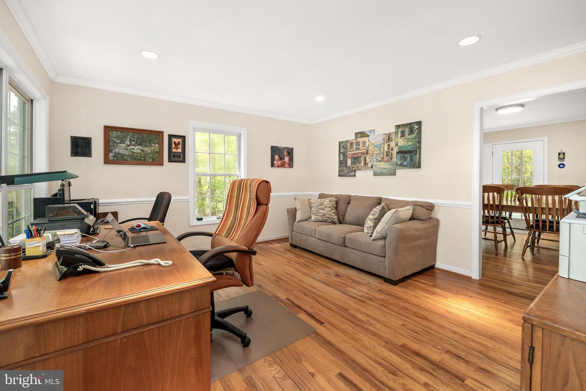 WESWOOD LAKE ESTATES - Residential