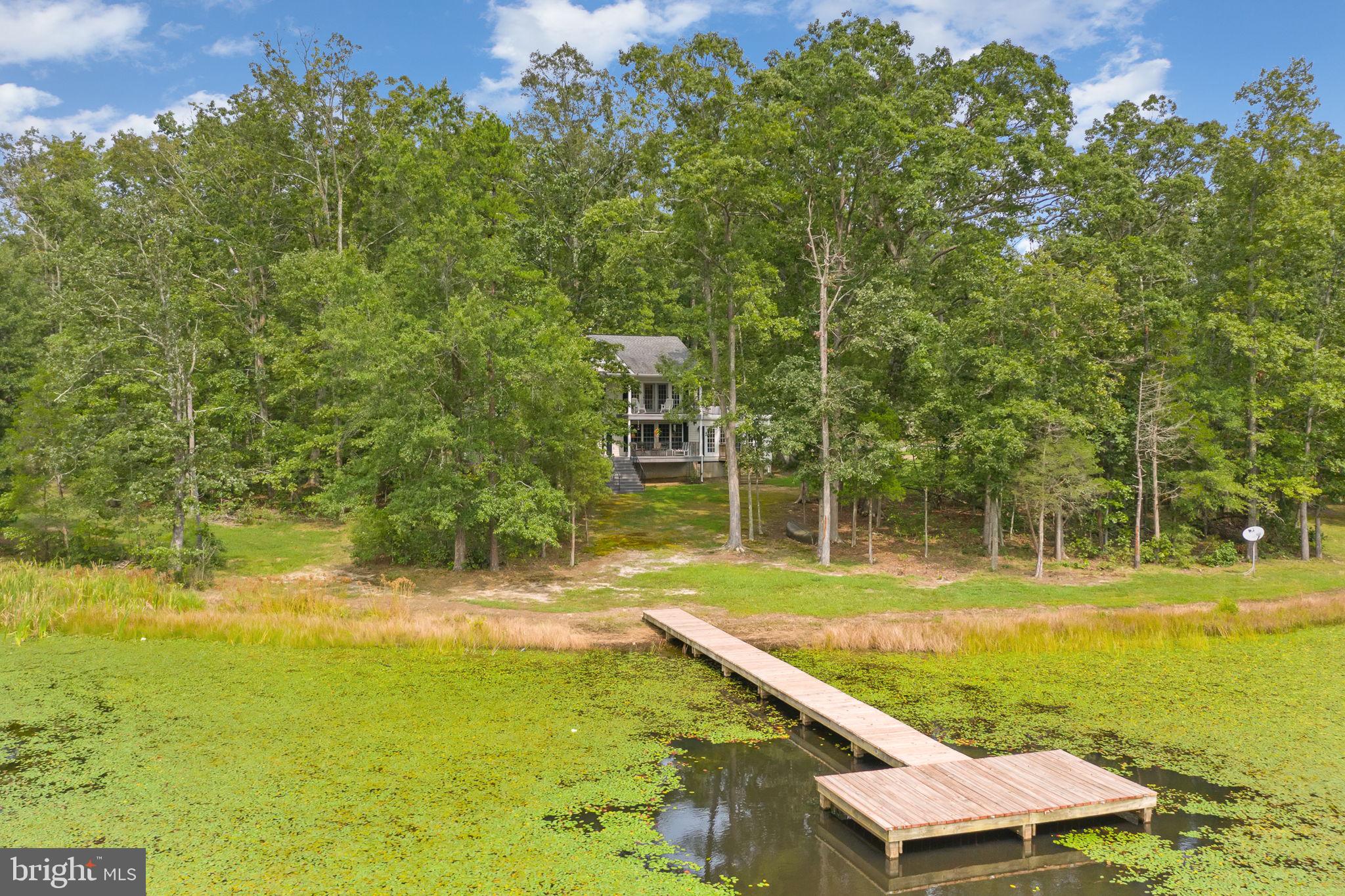 WESWOOD LAKE ESTATES - Residential