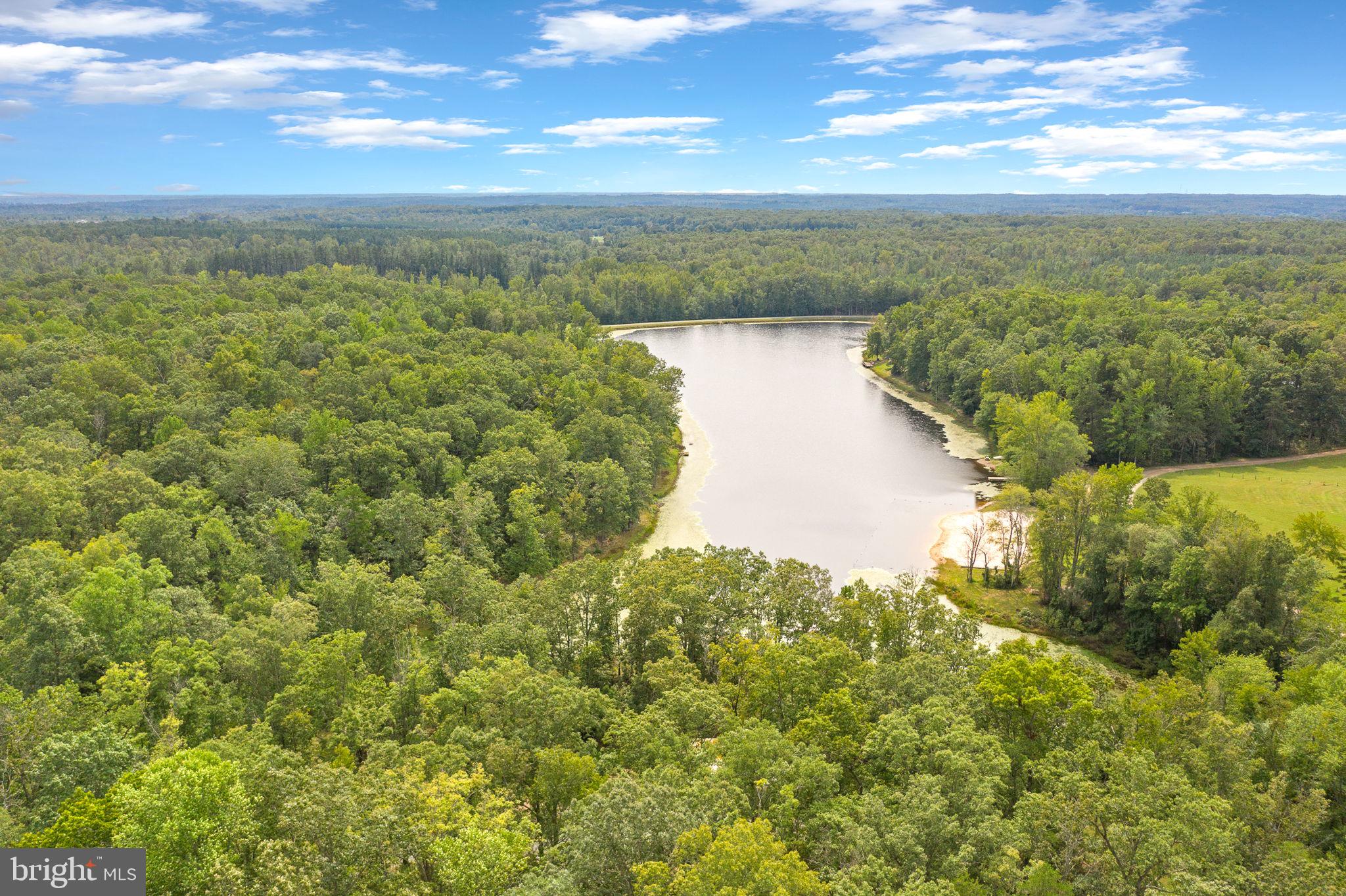 WESWOOD LAKE ESTATES - Residential