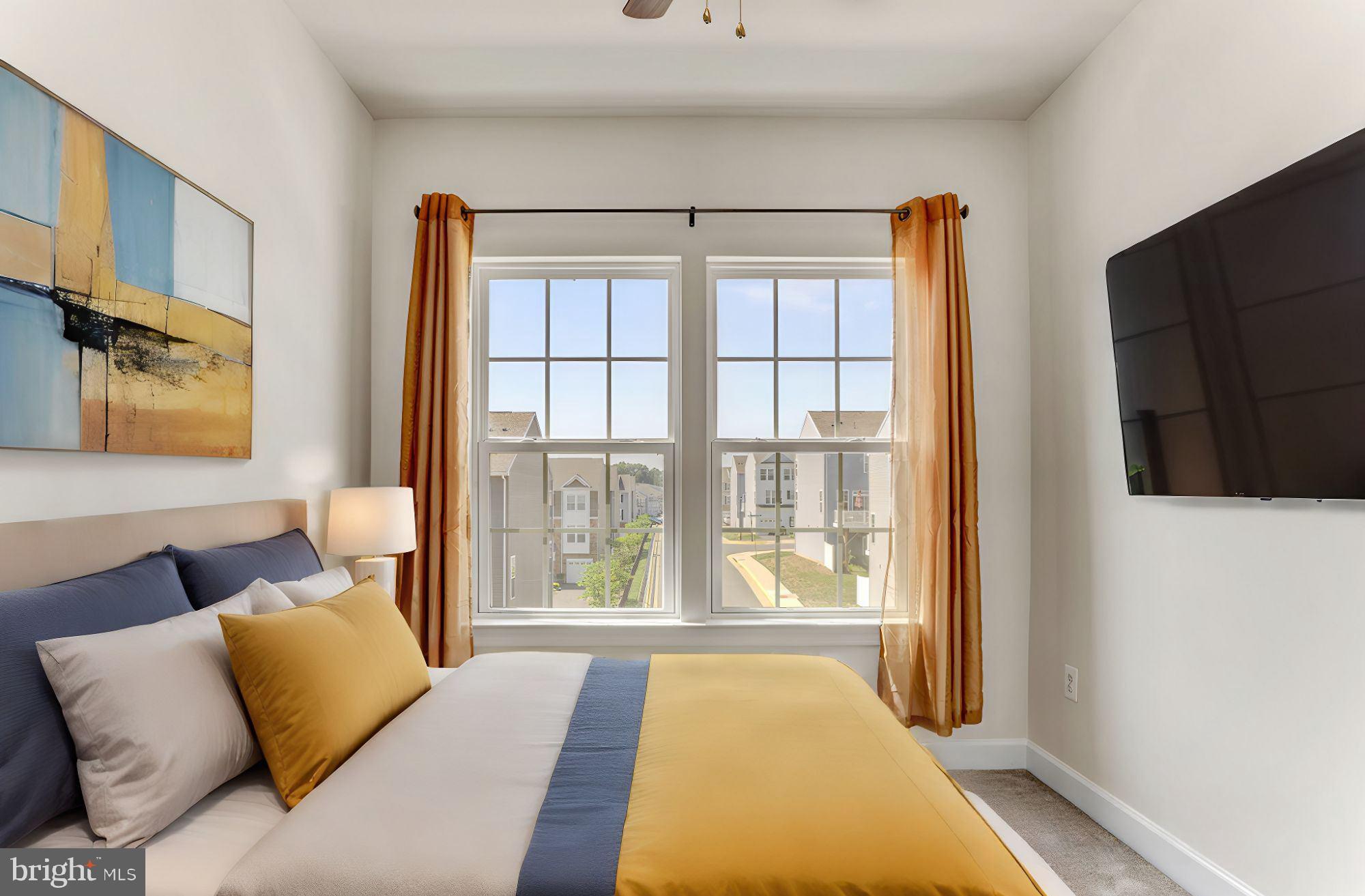 HAYMARKET CROSSING - Residential