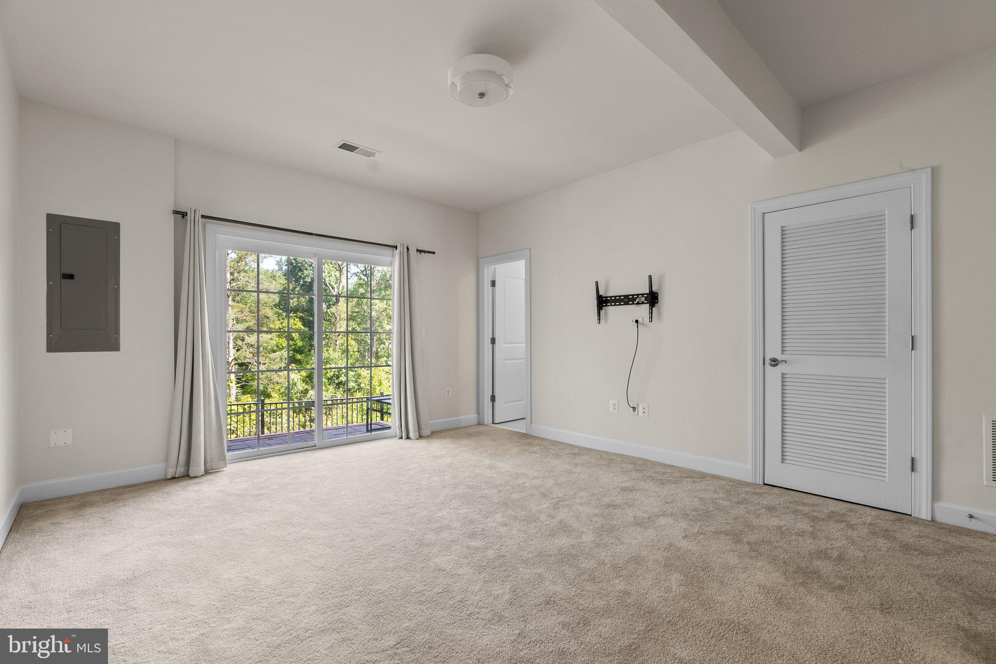 HAYMARKET CROSSING - Residential