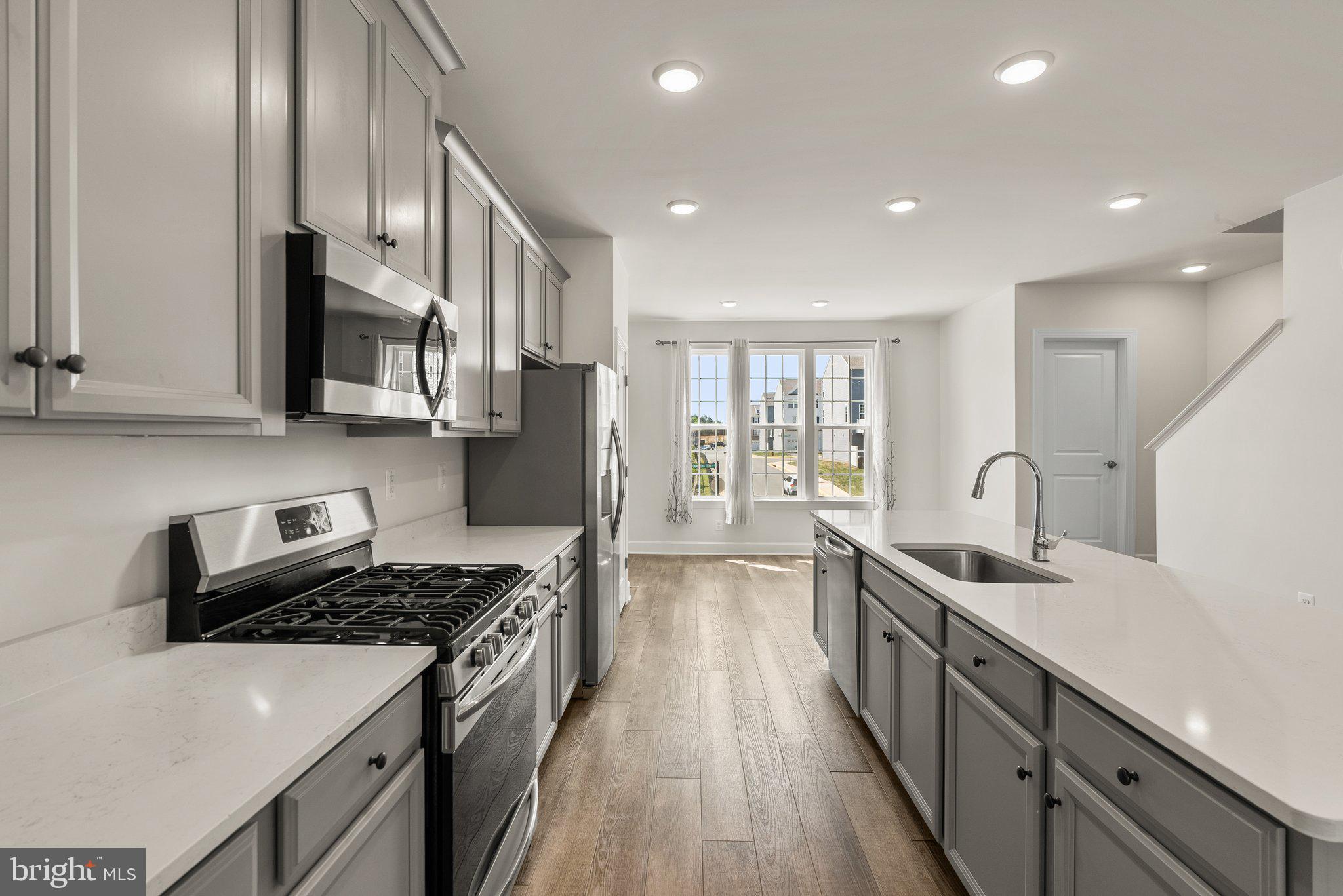 HAYMARKET CROSSING - Residential