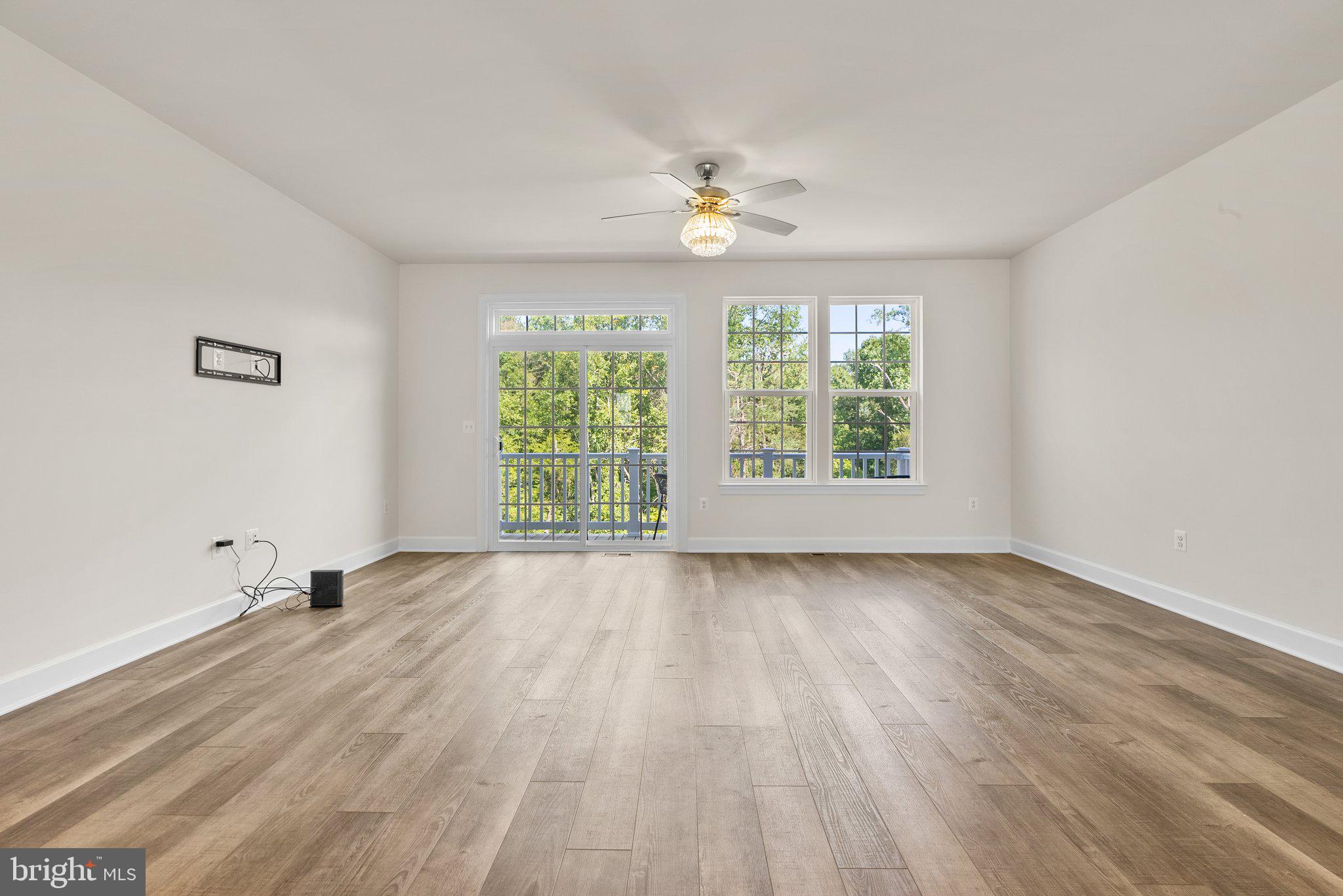 HAYMARKET CROSSING - Residential