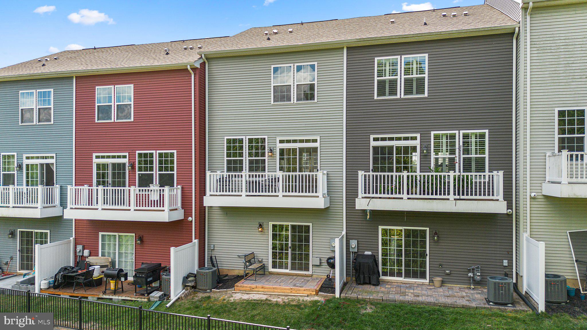 HAYMARKET CROSSING - Residential