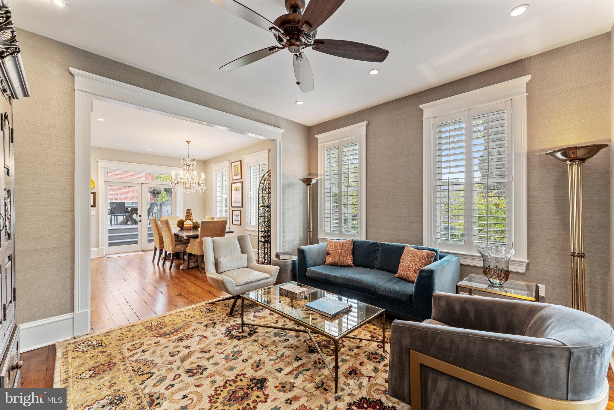 CAPITOL HILL - Residential