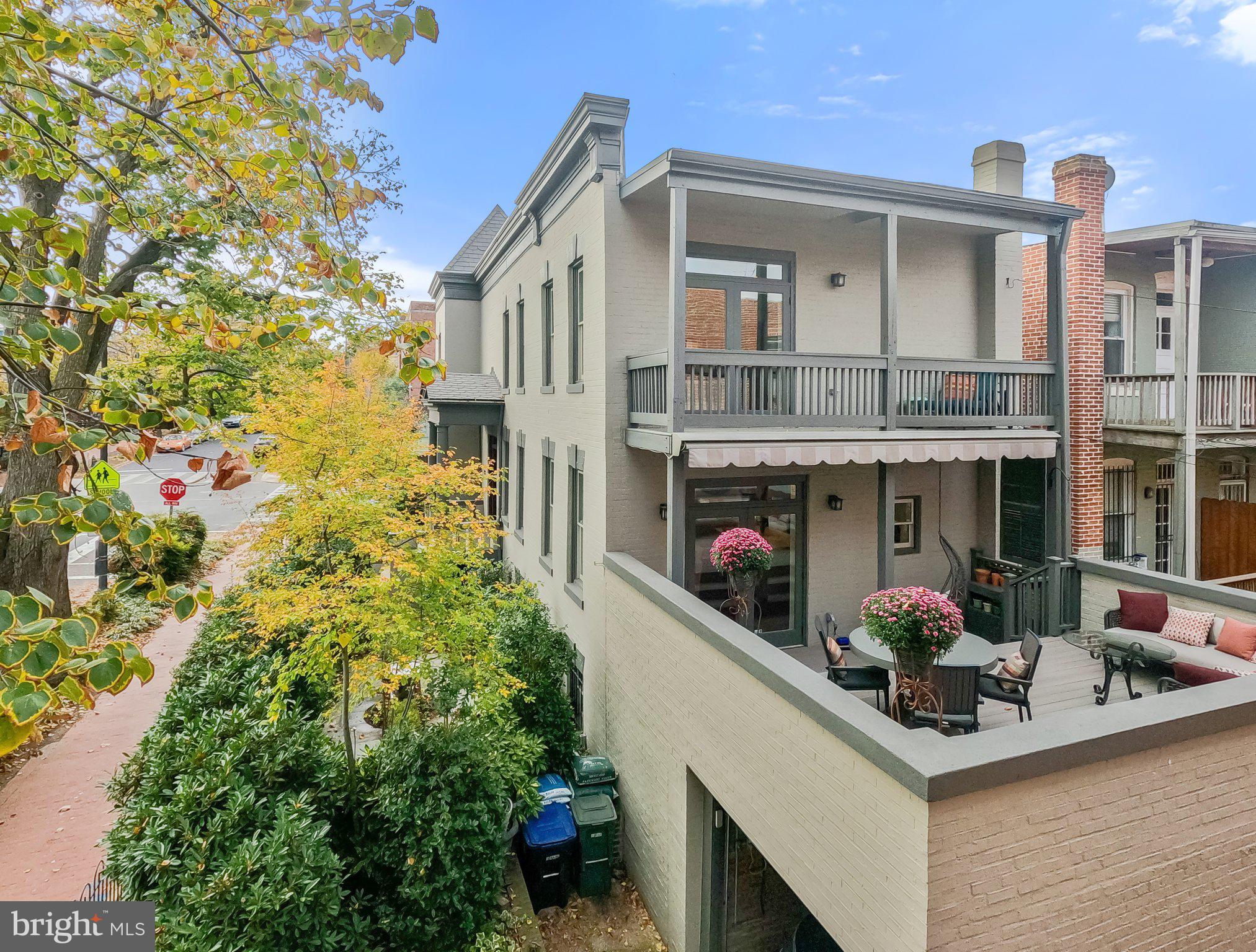 CAPITOL HILL - Residential