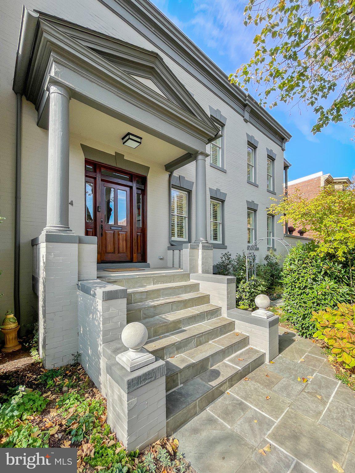 CAPITOL HILL - Residential