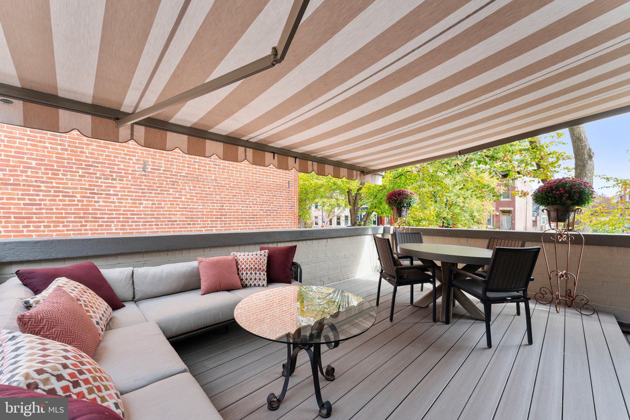CAPITOL HILL - Residential