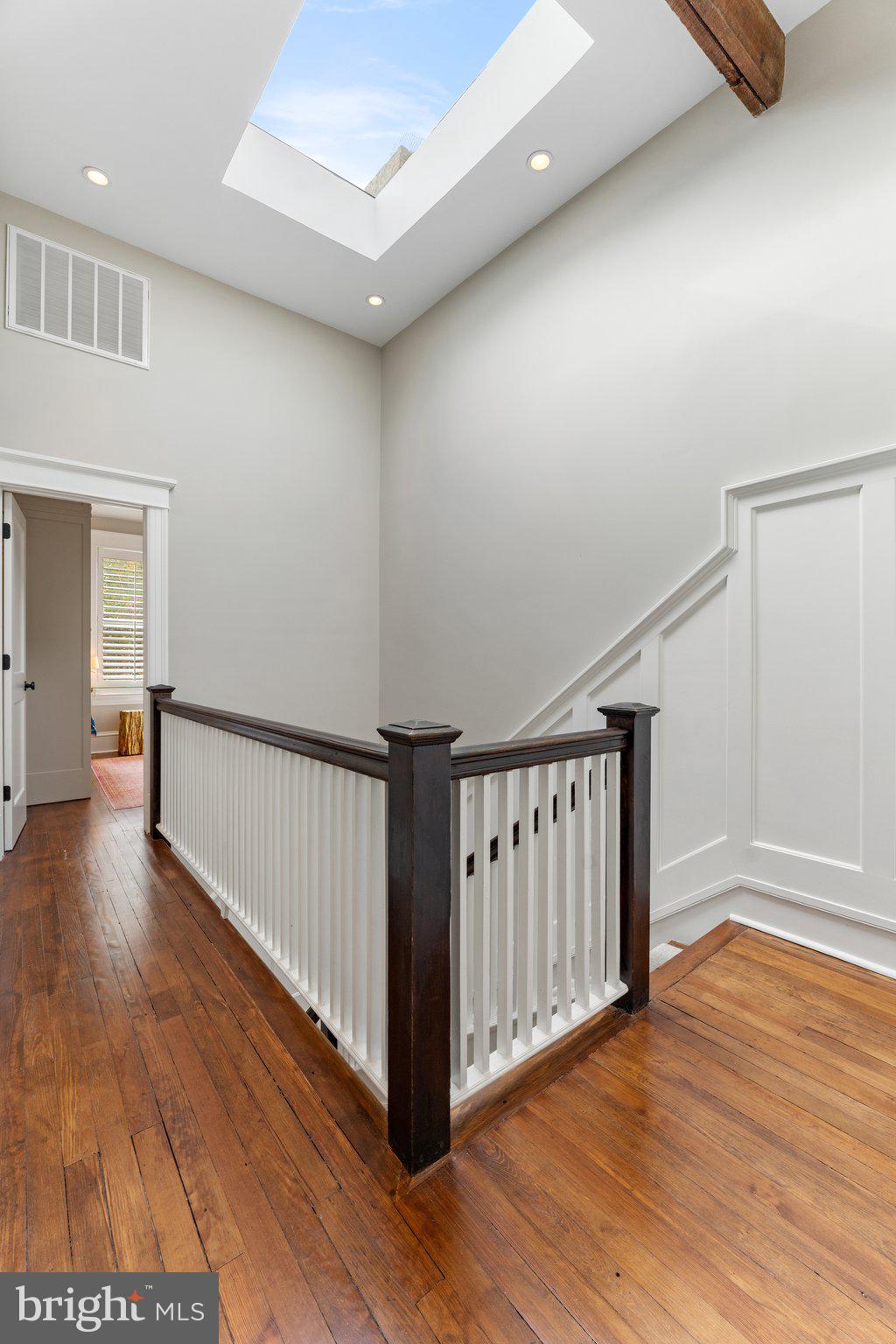CAPITOL HILL - Residential