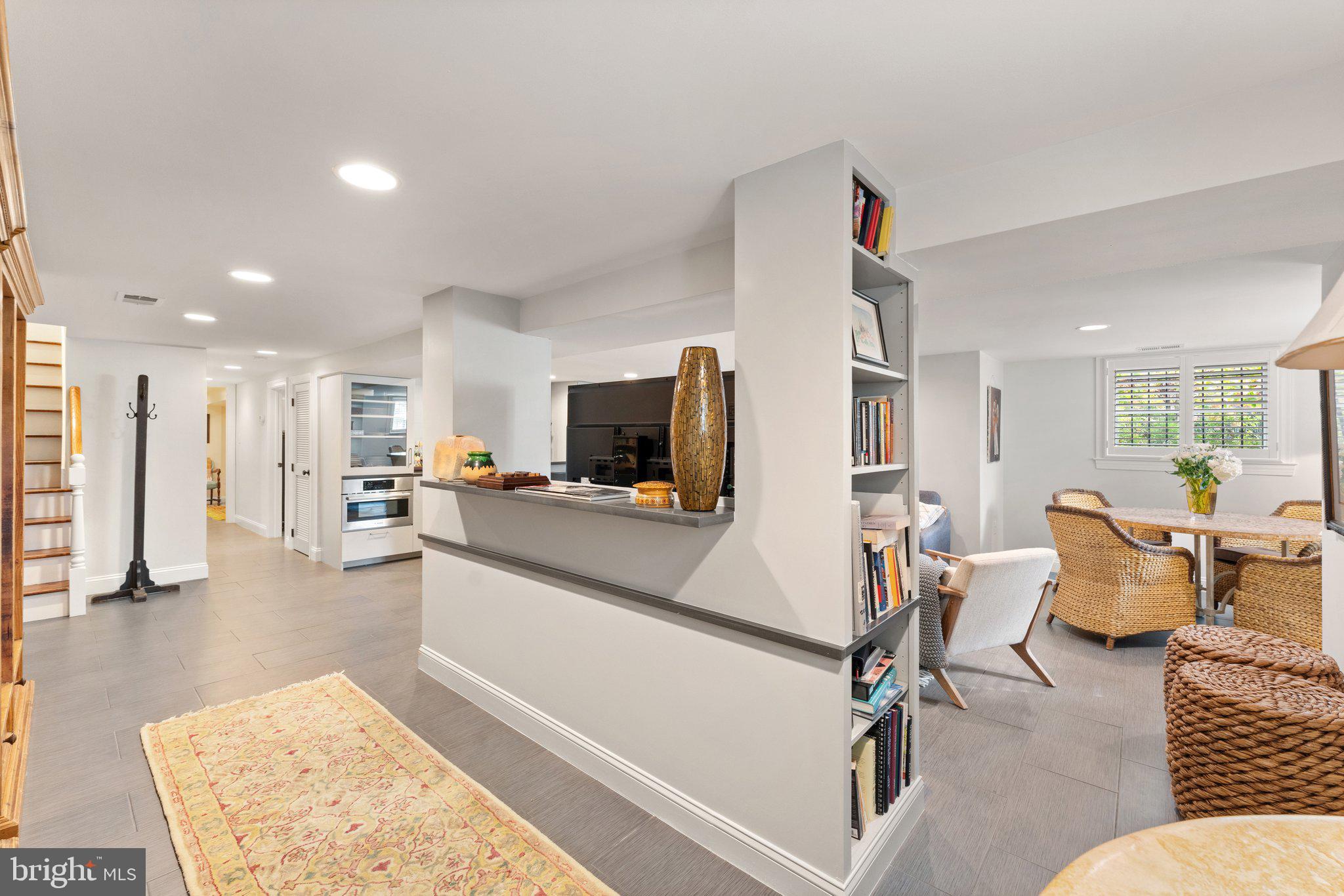 CAPITOL HILL - Residential