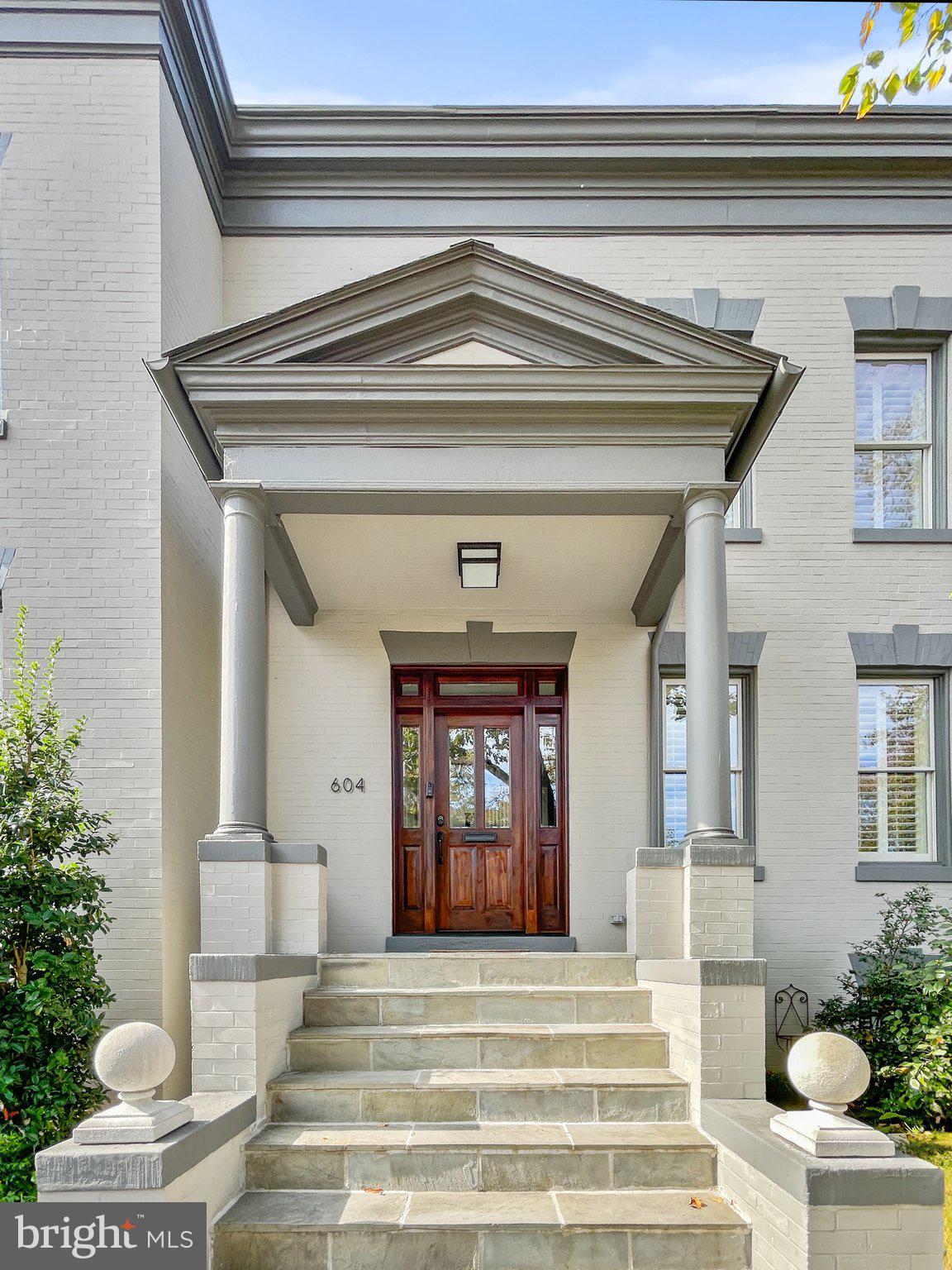 CAPITOL HILL - Residential