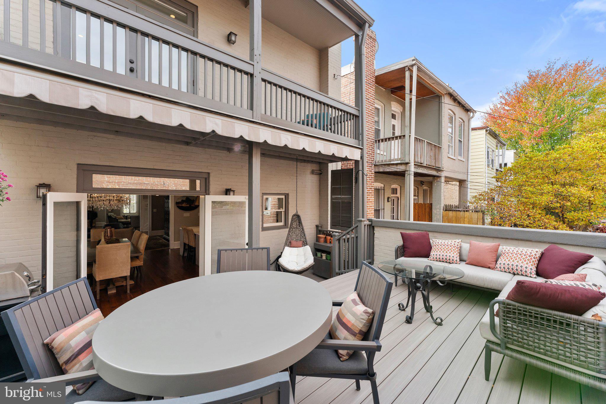 CAPITOL HILL - Residential
