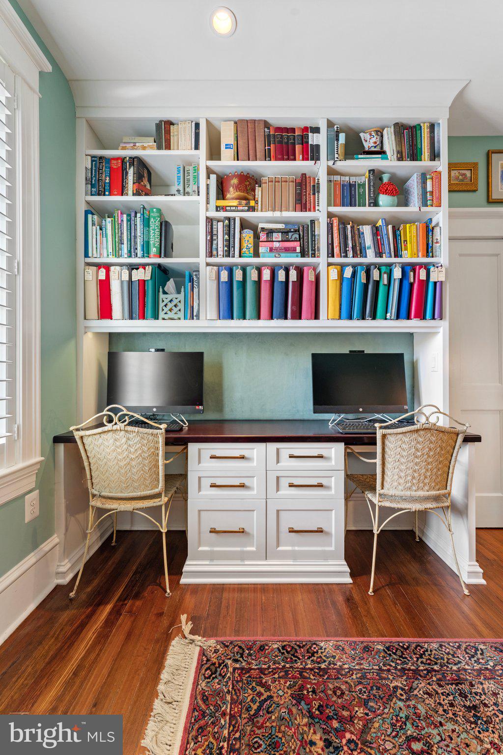 CAPITOL HILL - Residential