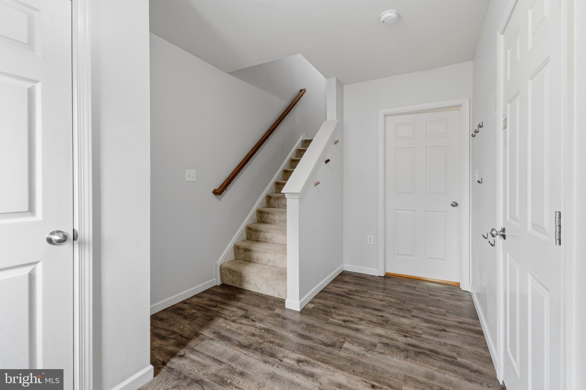 117 BARRINGTON LANE