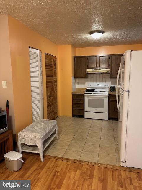 10513 BROADLEAF DRIVE