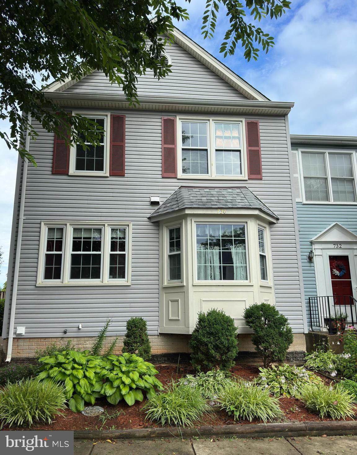 730 ARBOR COURT