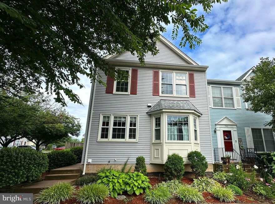 Stunning Renovated 3BR/3.5BA End-Unit Townhome in a Sought-After Community! Move right into this beautifully updated end-unit townhome, perfectly situated in a well-established neighborhood. Boasting 3 spacious bedrooms, 3.5 updated bathrooms, and a thoughtfully renovated interior, this home offers comfort, style, and functionality. Step inside to find hardwood floors, fresh neutral paint, and a brand-new kitchen featuring all new appliances. The main level offers a bright and airy layout with open living and dining areas with cozy fireplace in living room—ideal for everyday living and entertaining. Upstairs, you'll find three generously sized bedrooms and two fully updated bathrooms, including a private en-suite in the primary bedroom. The fully finished lower level features a large family room and a full bathroom. Don’t miss this move-in ready gem in a desirable location—schedule your showing today!