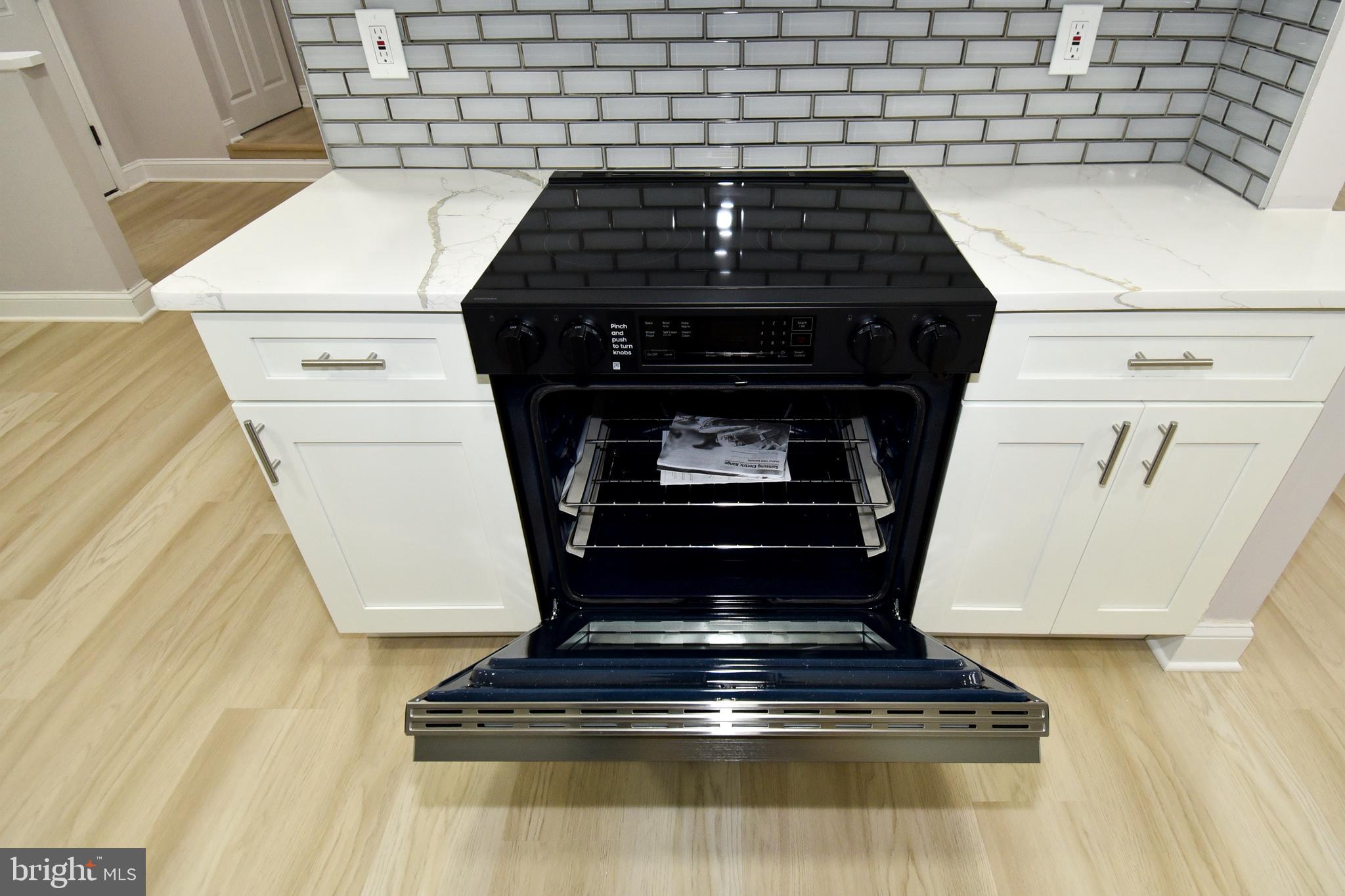 CHURCHILL TOWN SECTOR - Residential