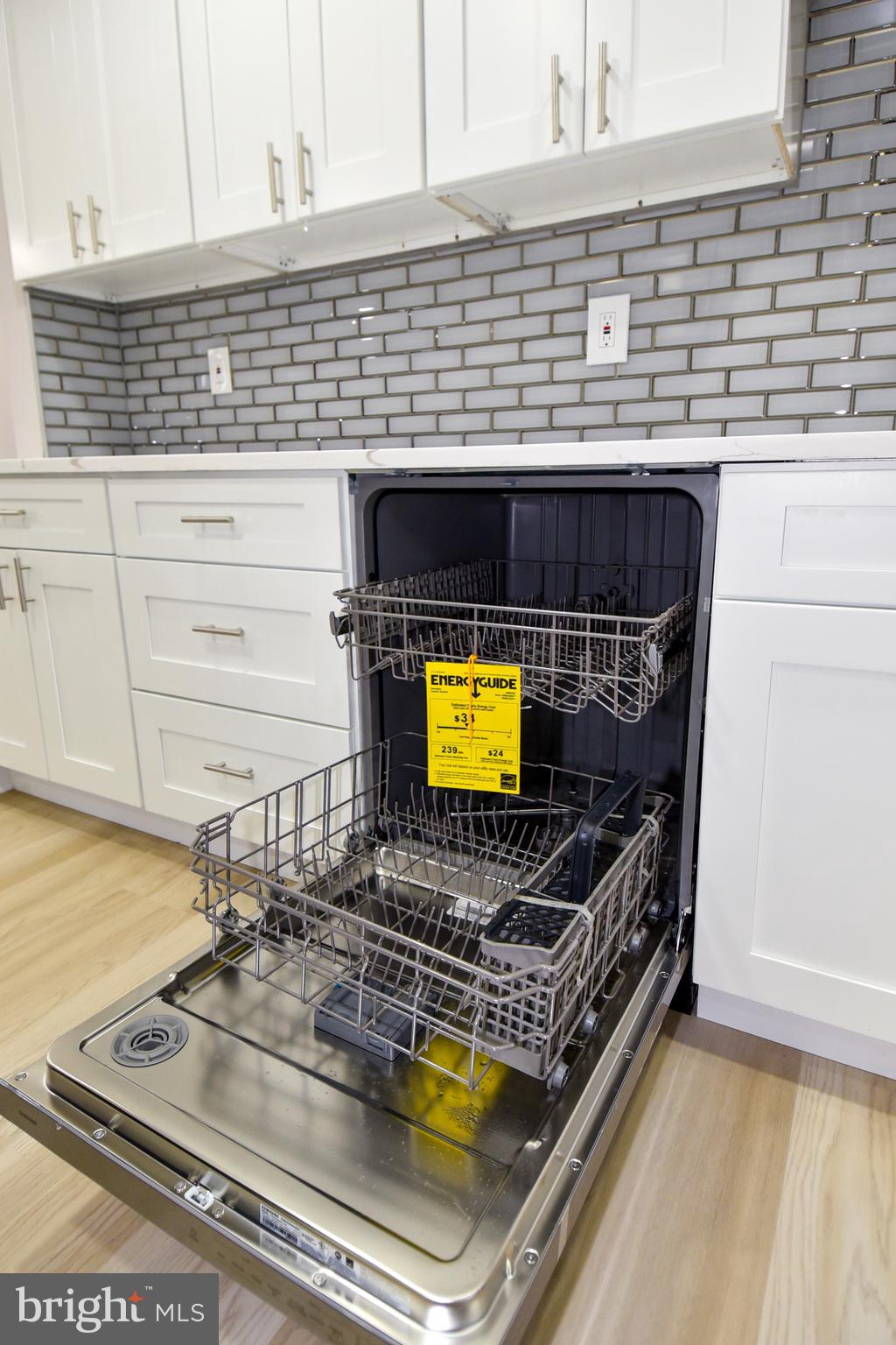 CHURCHILL TOWN SECTOR - Residential