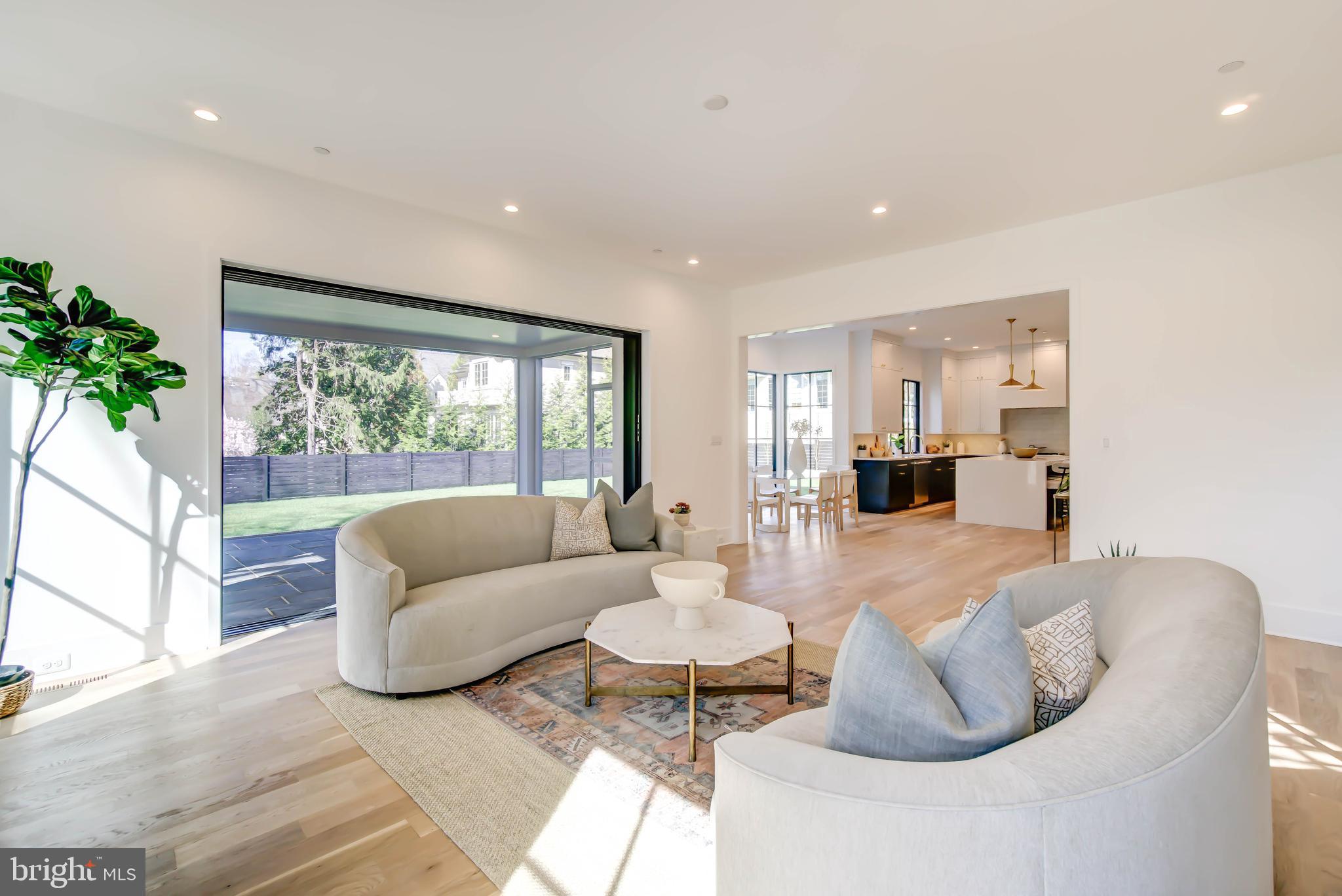 CABIN JOHN PARK - Residential