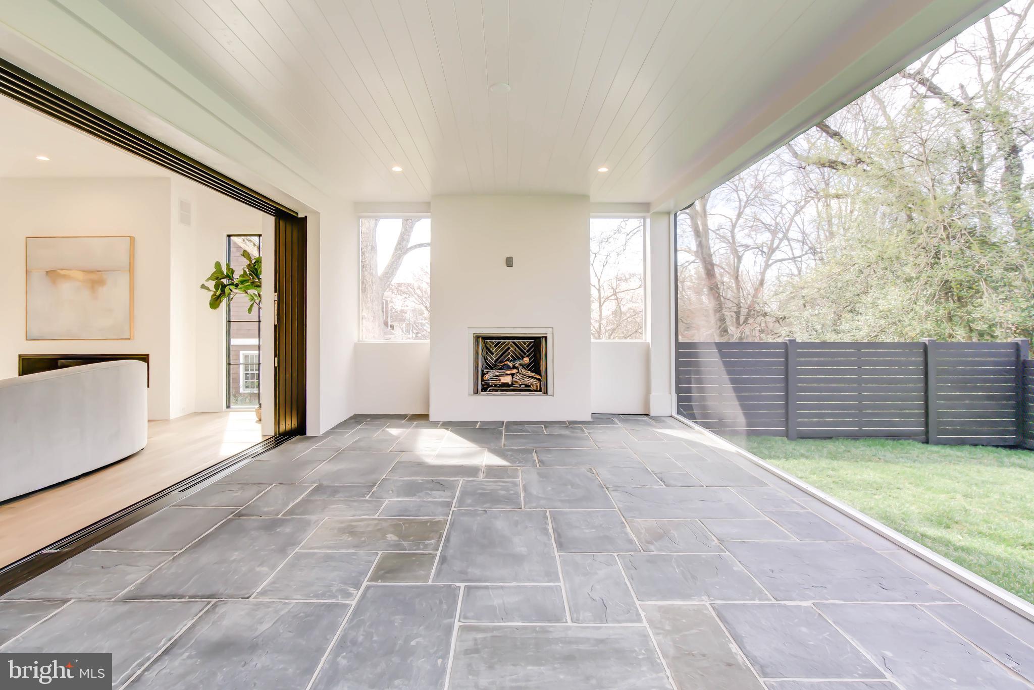 CABIN JOHN PARK - Residential